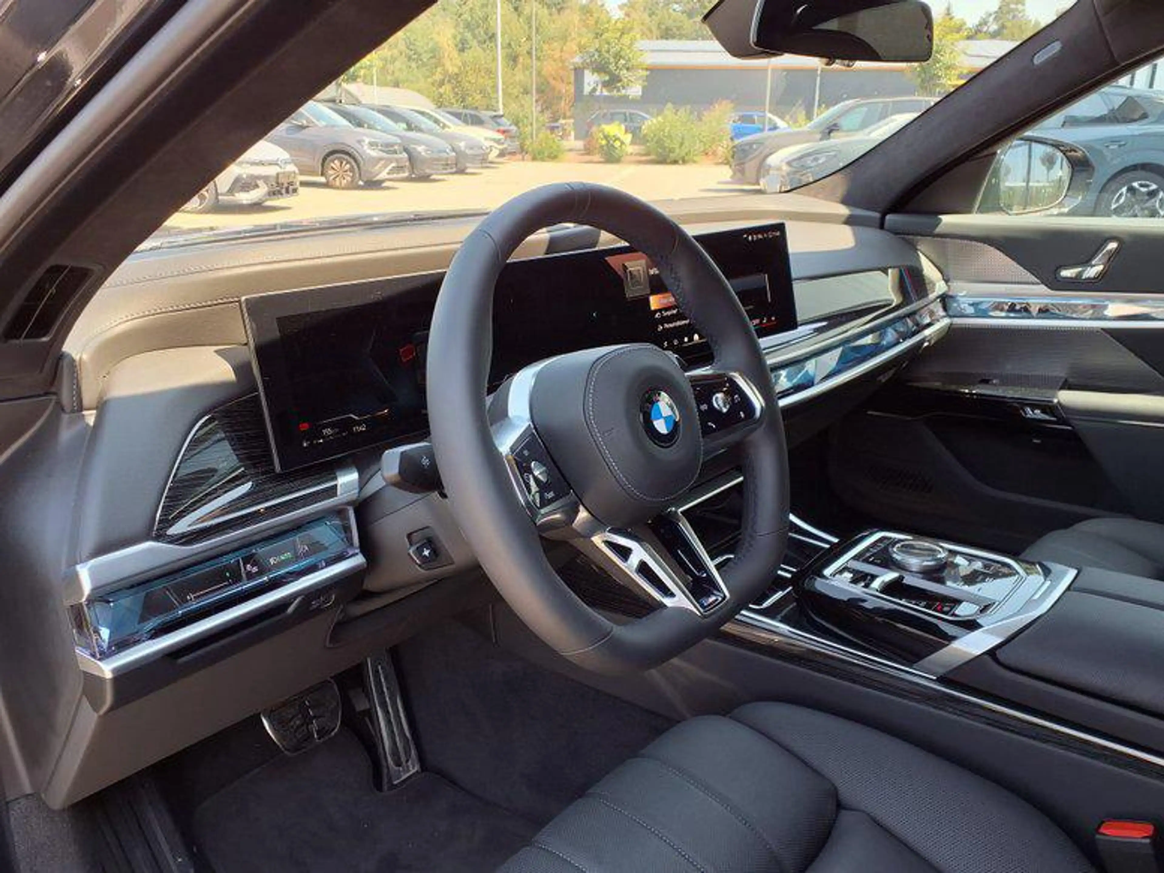 BMW 740 740d M Sportpaket Pro Steptronic xDrive 210 kW ... — photo 7