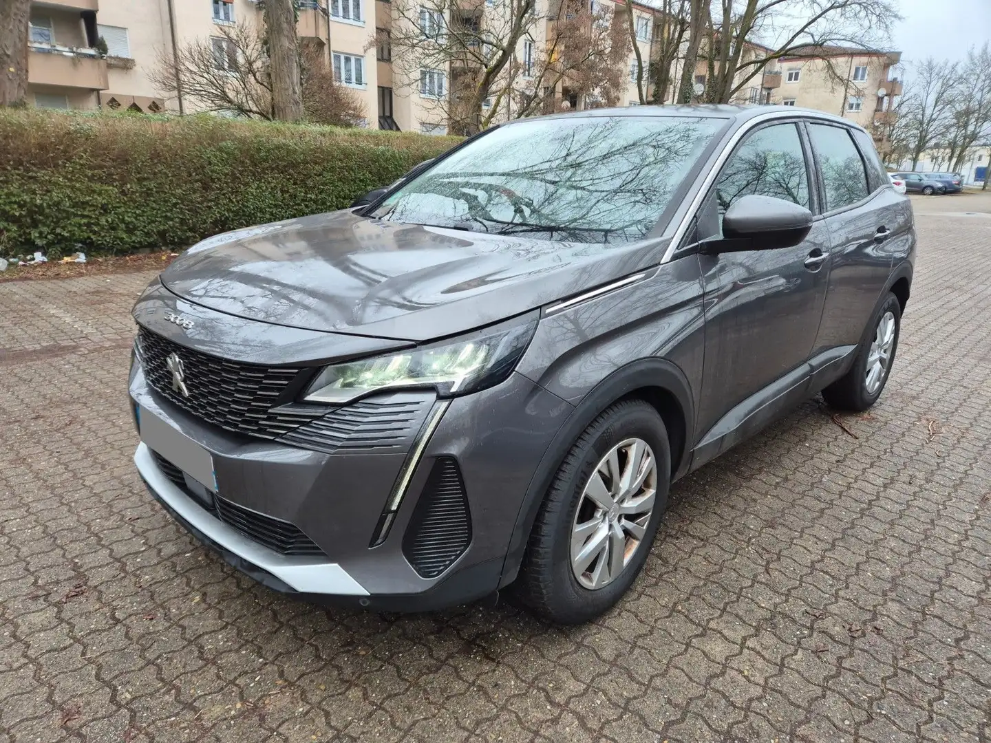Peugeot 3008 Active Business AUTOM,KAM. NAVI 12499NETTO Grau - 2