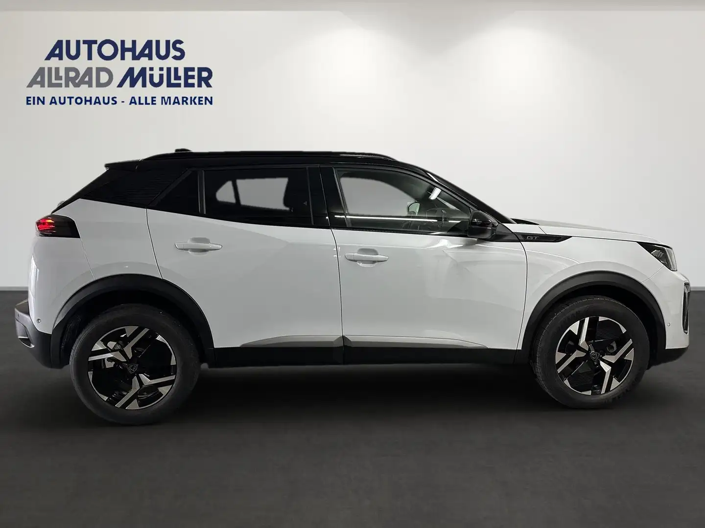 Peugeot 2008 GT 1.2 130 PT Autom.+Alcantara+ SHZ+360CAM Blanc - 2