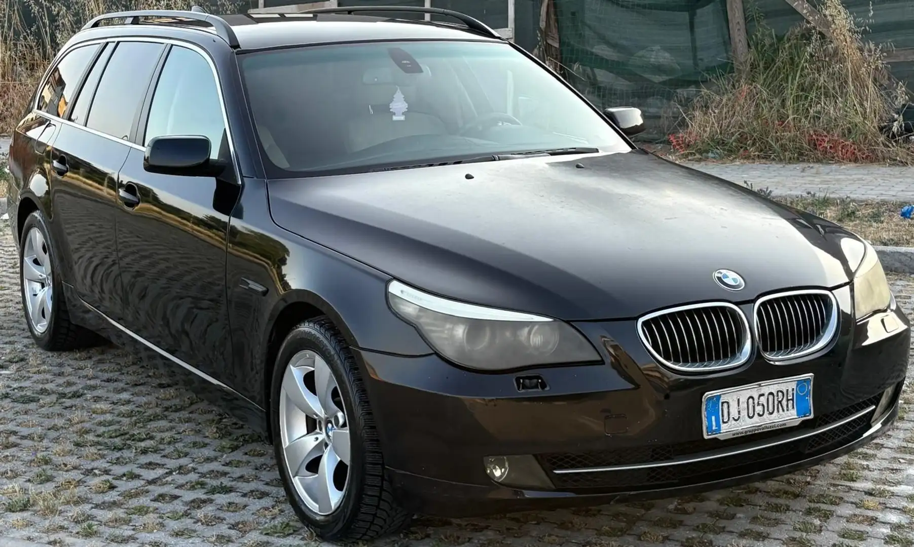 BMW 530 530d Touring Titanium - 1