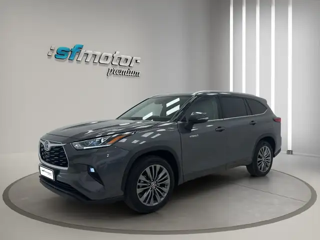Toyota Highlander 2.5 hybrid Advance Pintura metalizada