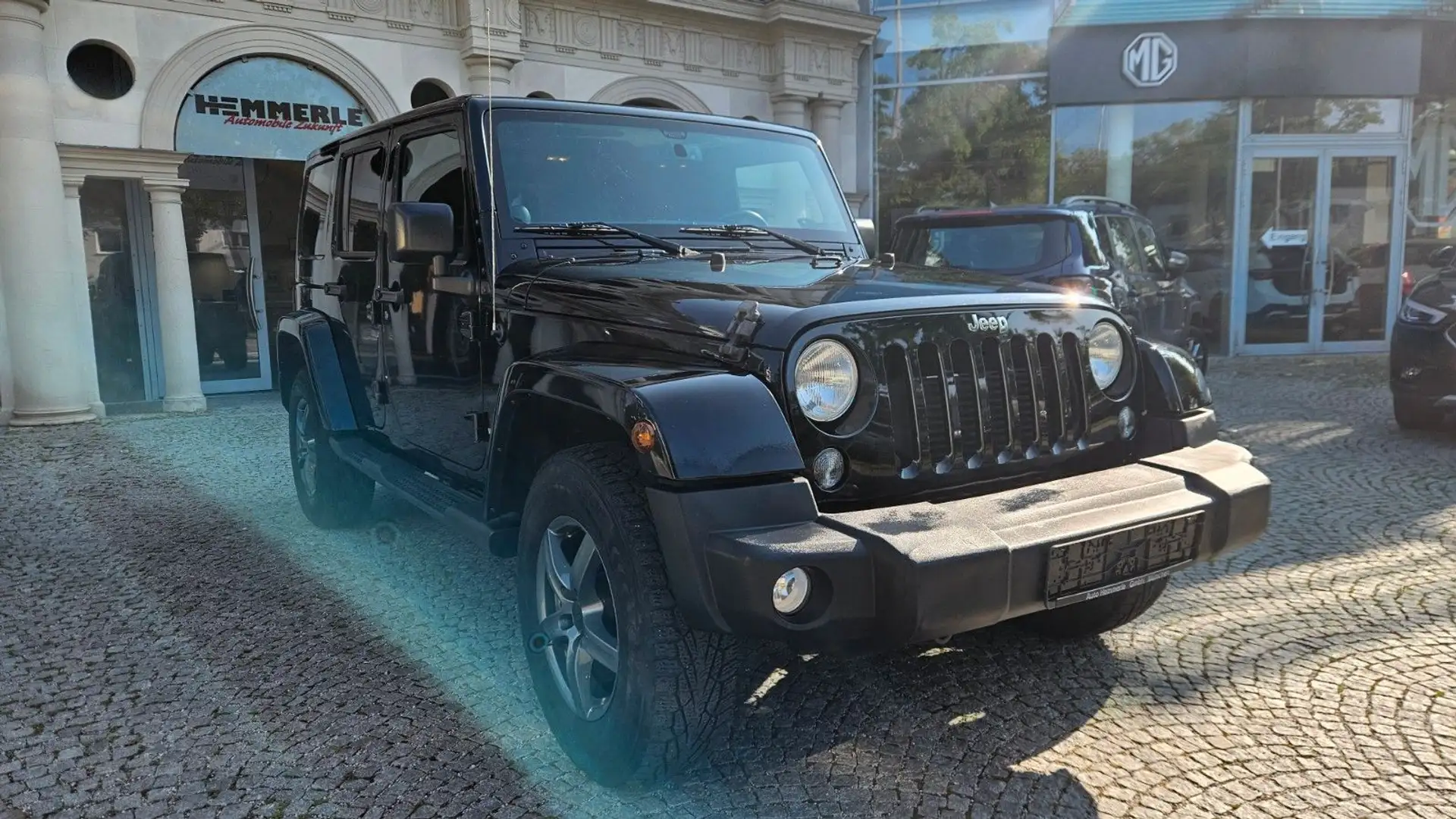 Jeep Wrangler Unlimited Sahara 2.8 CRD *Aut.*NAVI* Schwarz - 2