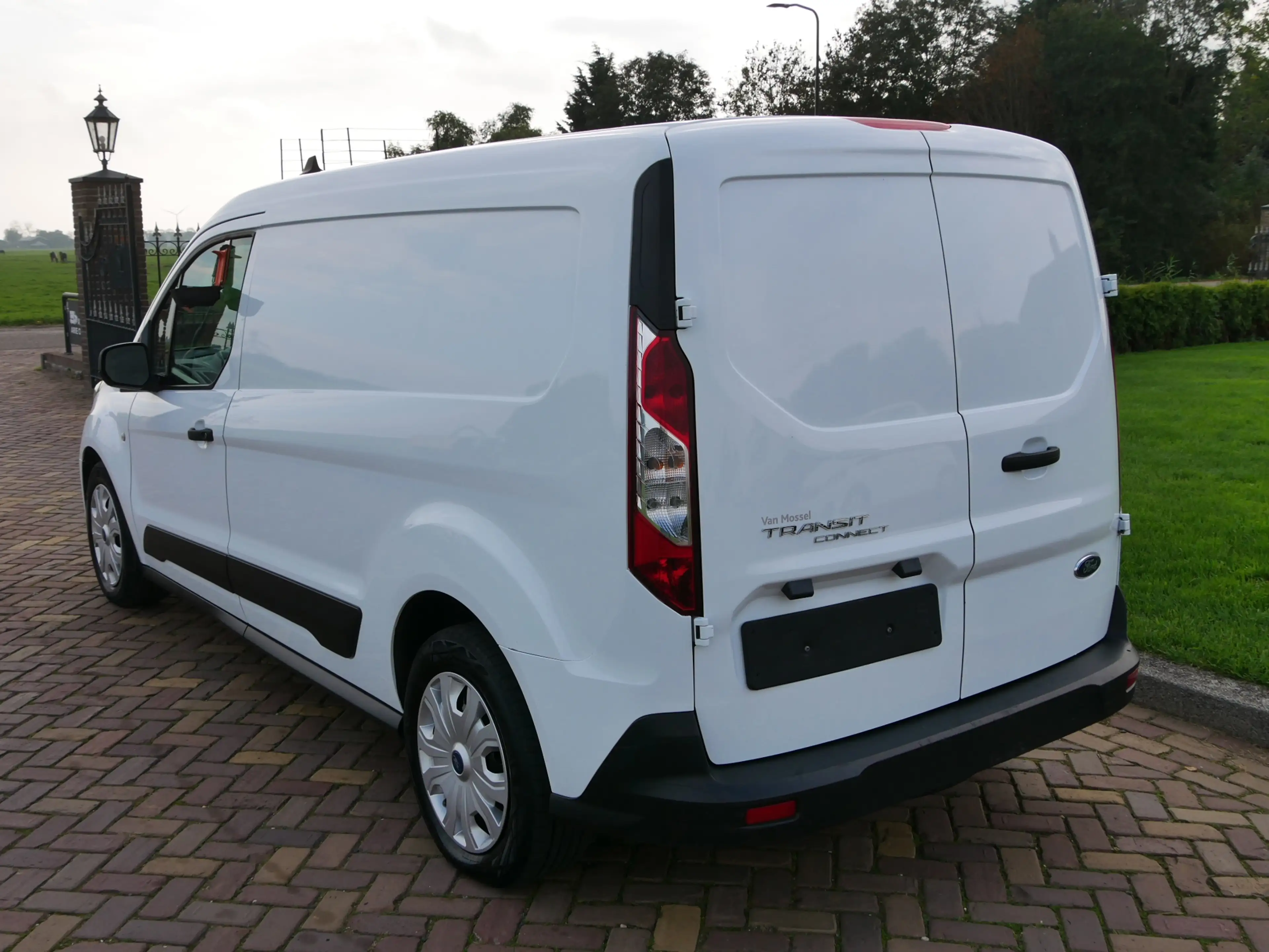 Ford Transit Connect 1.5 EcoBlue L2 Trend AC | 2022 | 3-SEATS | 7999 EX — photo 9
