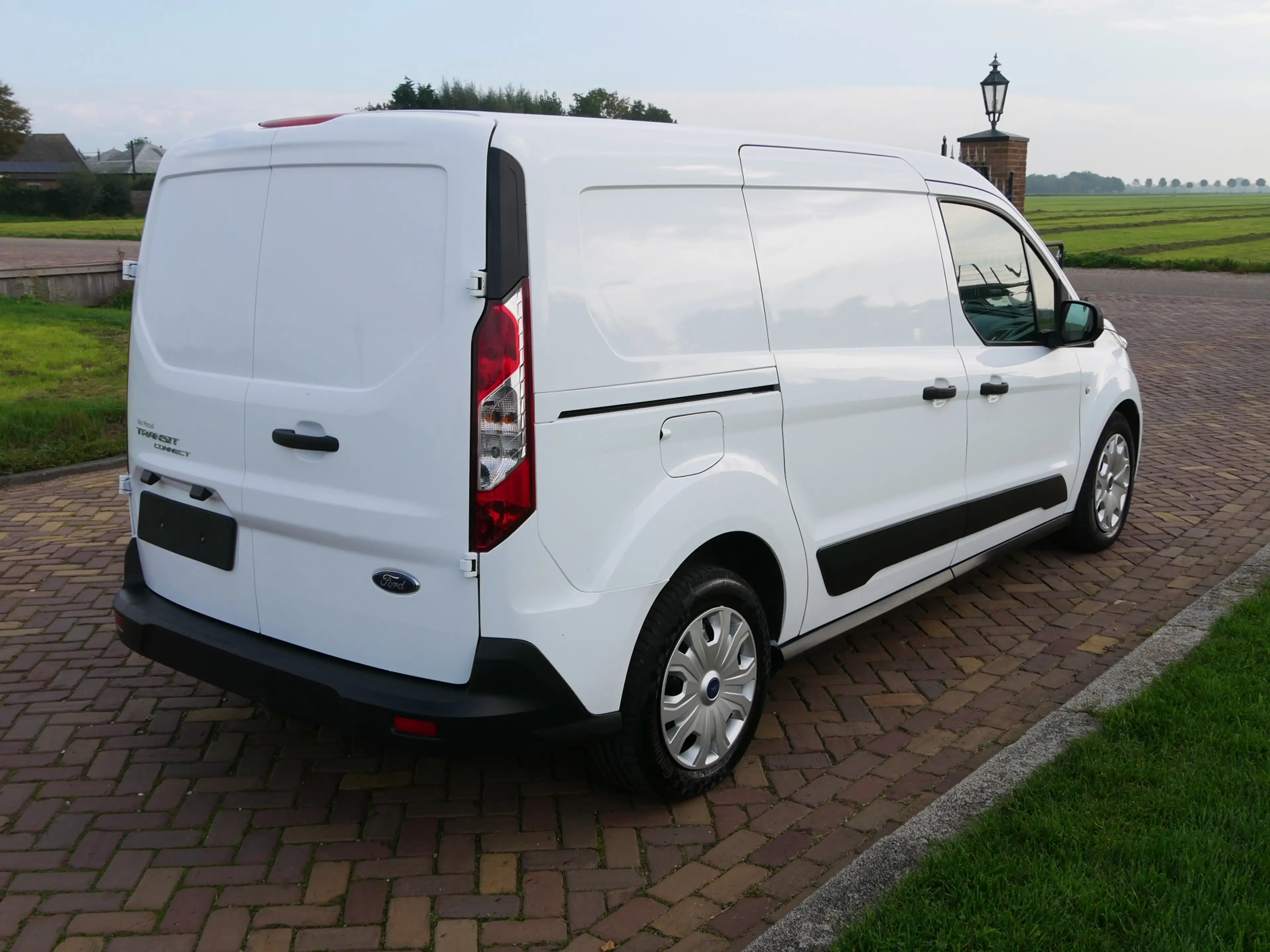 Ford Transit Connect 1.5 EcoBlue L2 Trend AC | 2022 | 3-SEATS | 7999 EX — photo 7