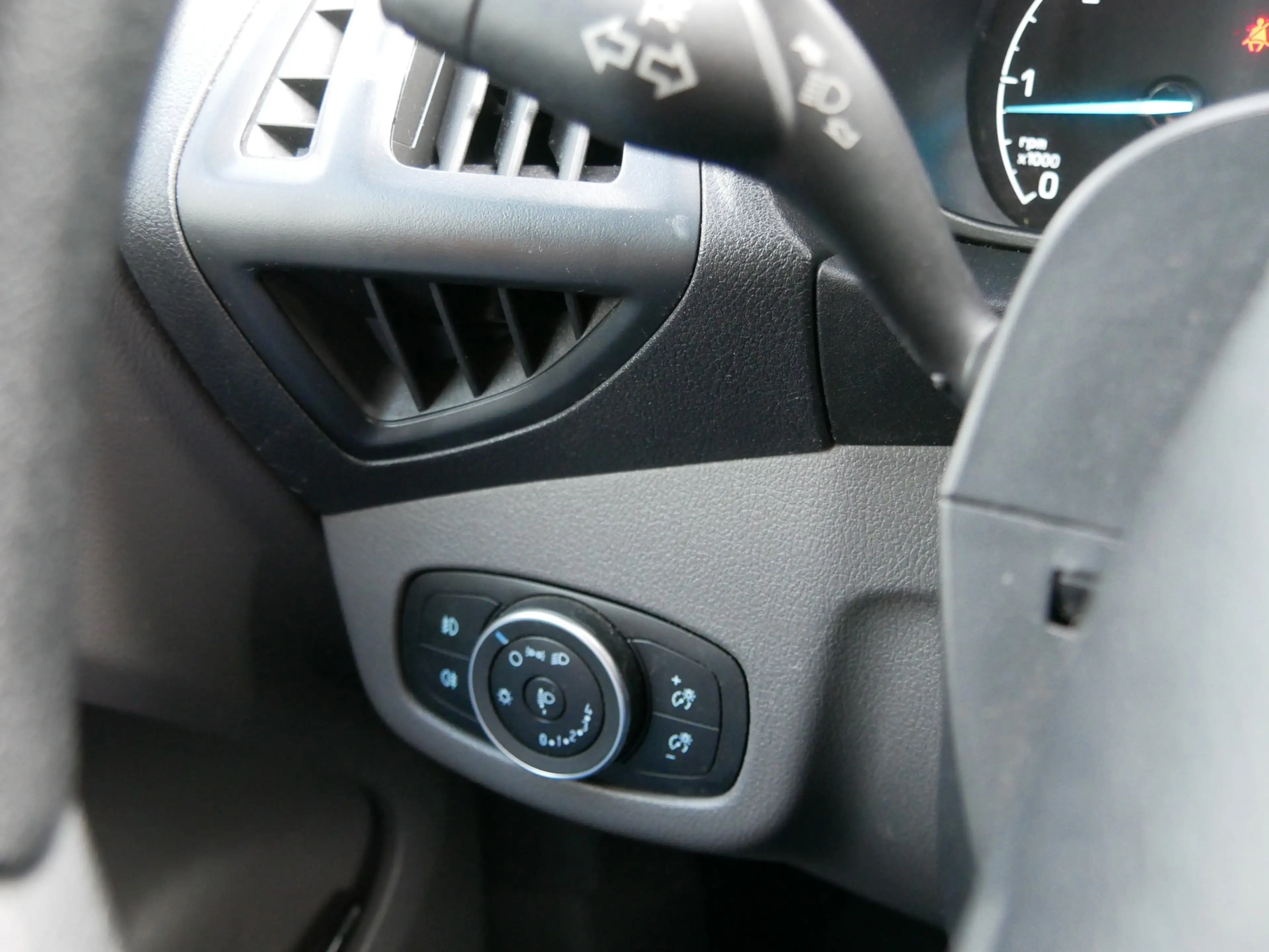 Ford Transit Connect 1.5 EcoBlue L2 Trend AC | 2022 | 3-SEATS | 7999 EX — photo 14