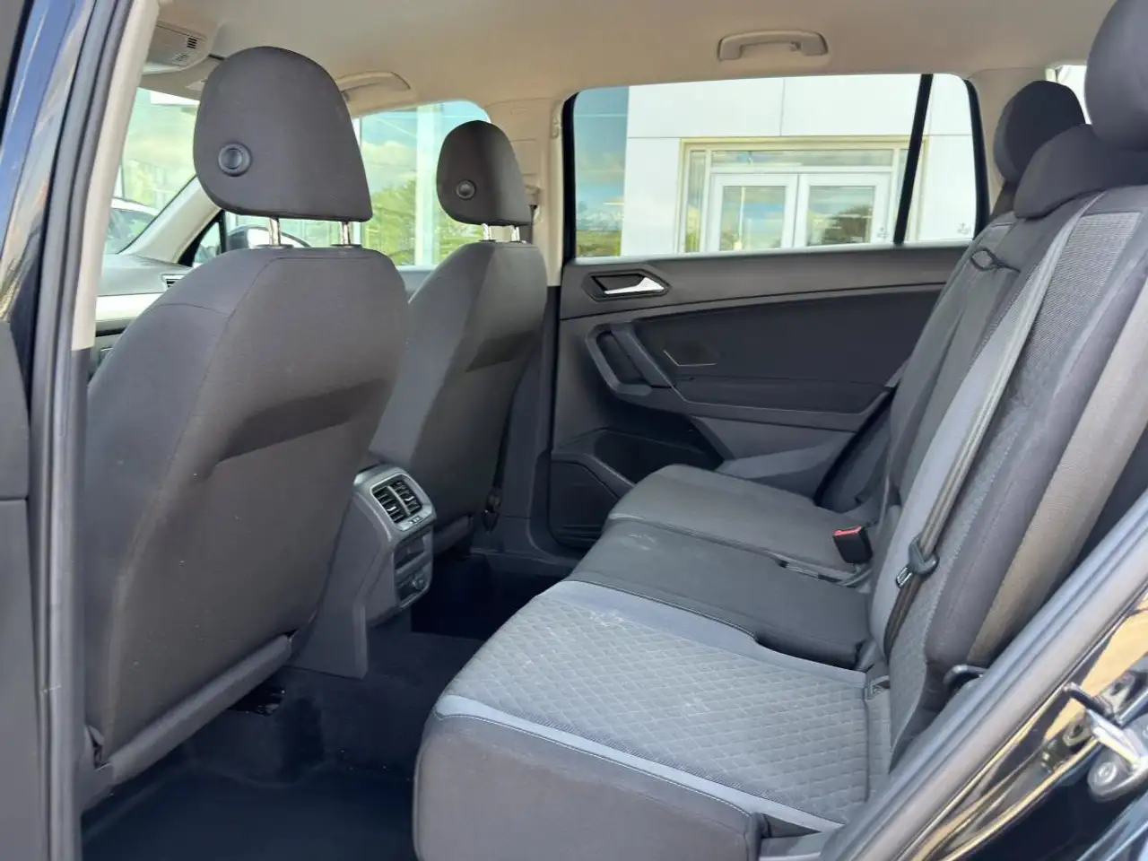Volkswagen Tiguan photo Volkswagen Tiguan