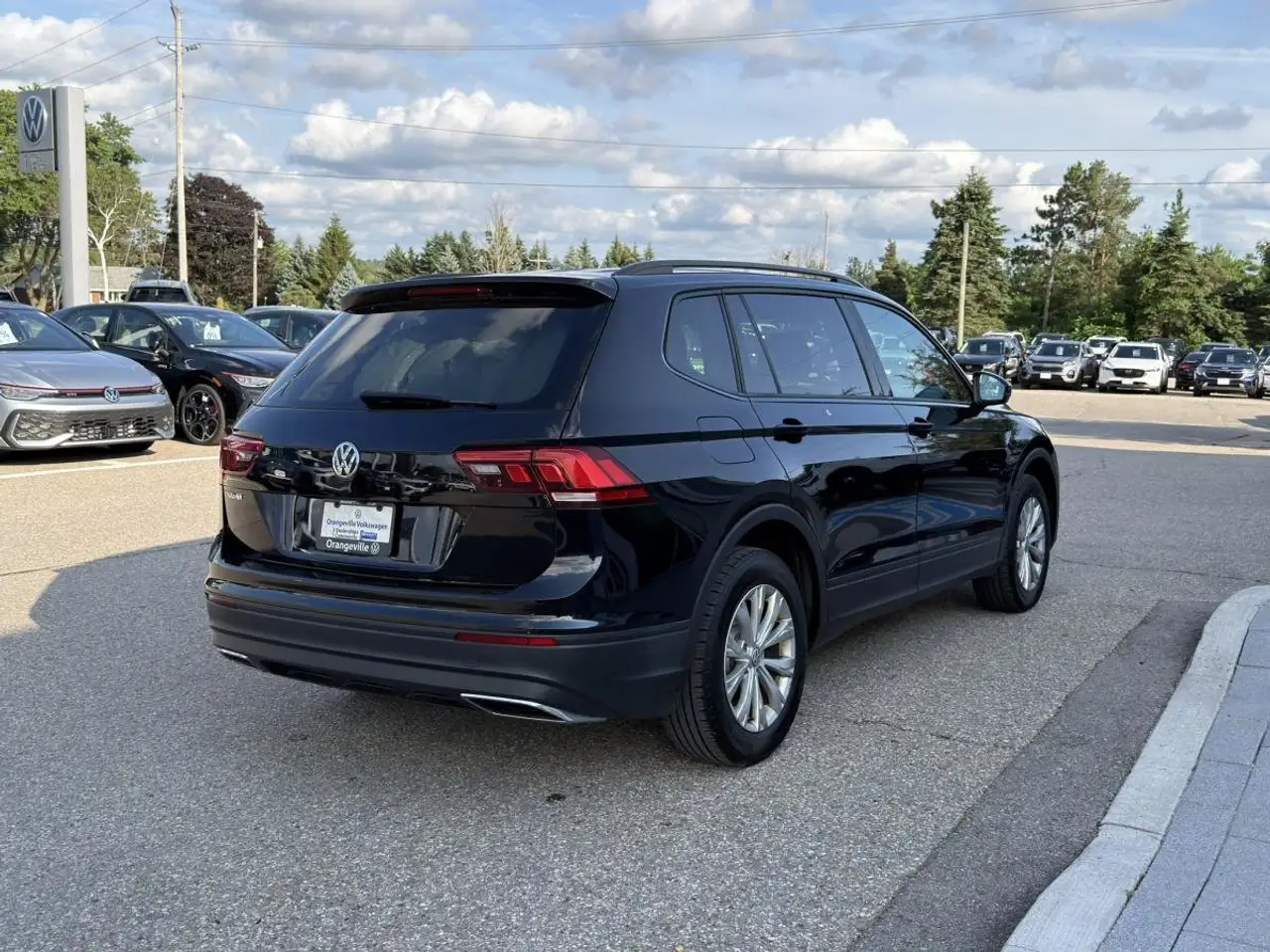Volkswagen Tiguan photo Volkswagen Tiguan