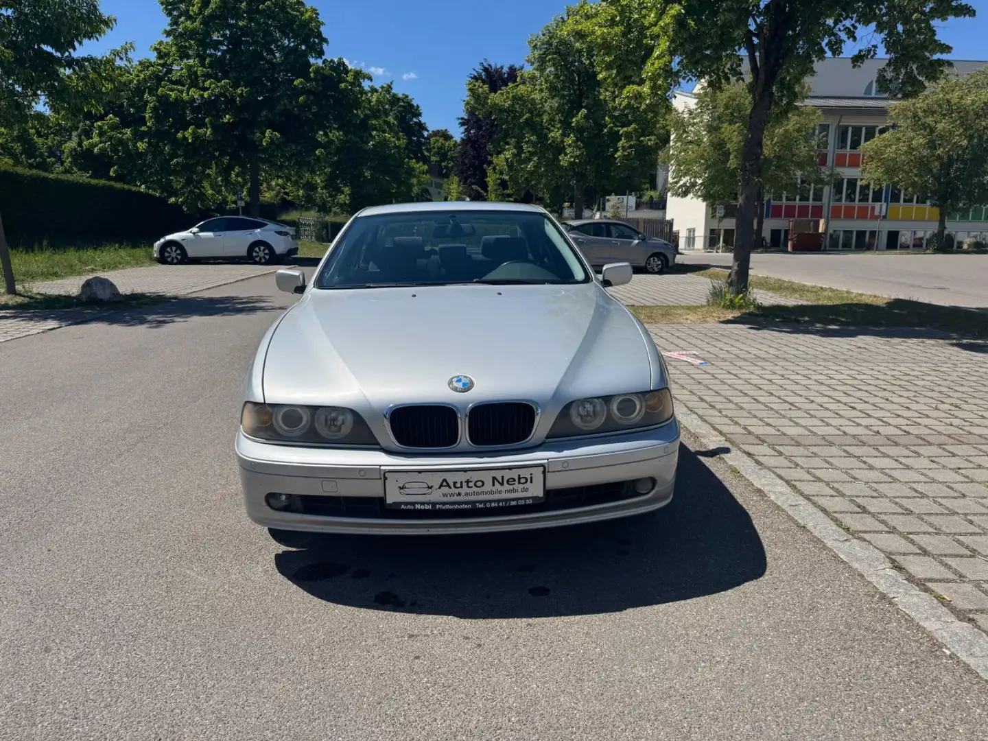 BMW 520 i A Lifestyle*Klimaa.*Parksensor*10/2026*Alu* Argintiu - 2