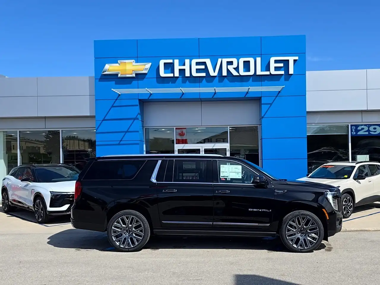 GMC Yukon снимка GMC Yukon