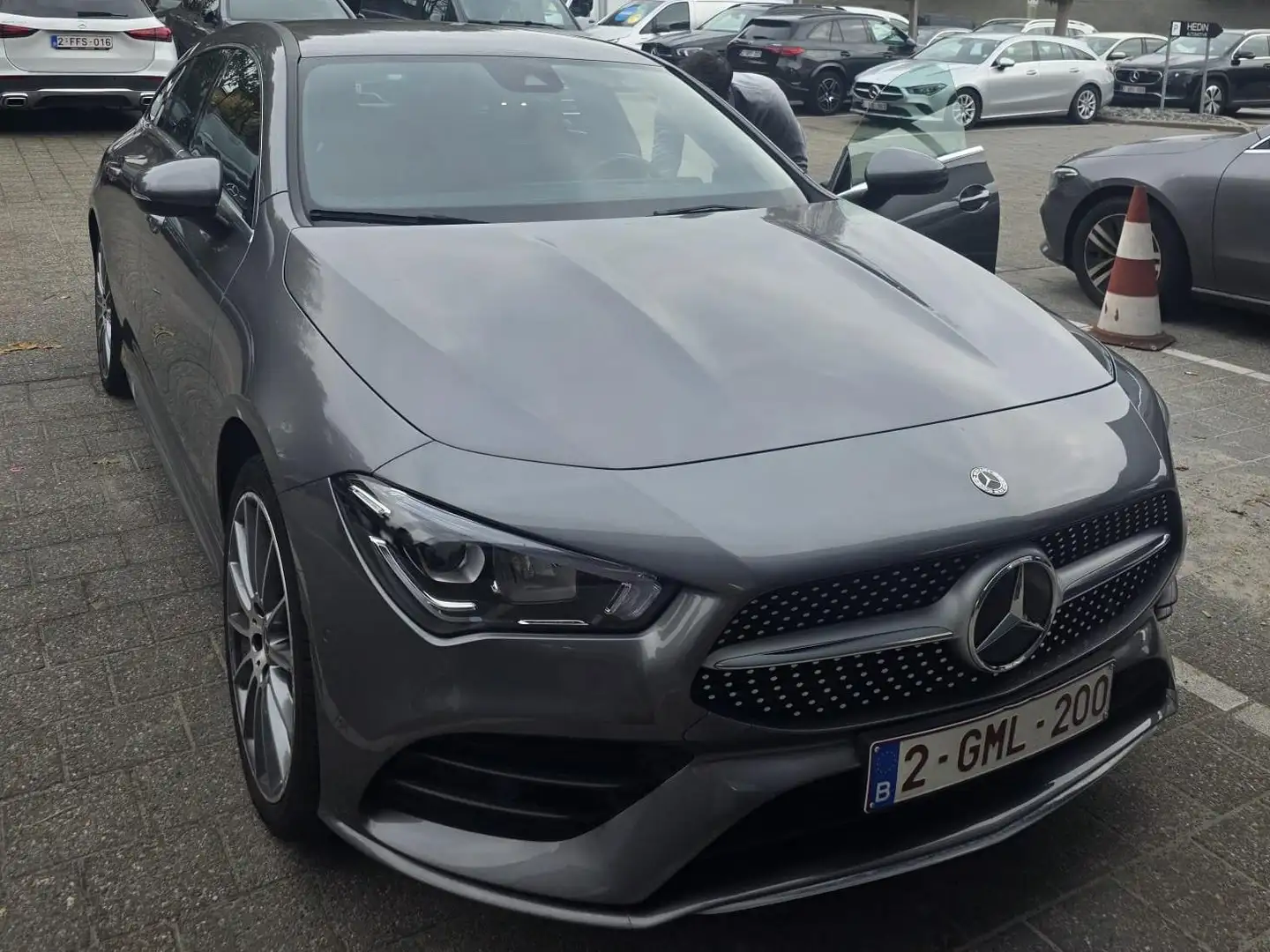 Mercedes-Benz CLA 250 AMG line Grijs - 1