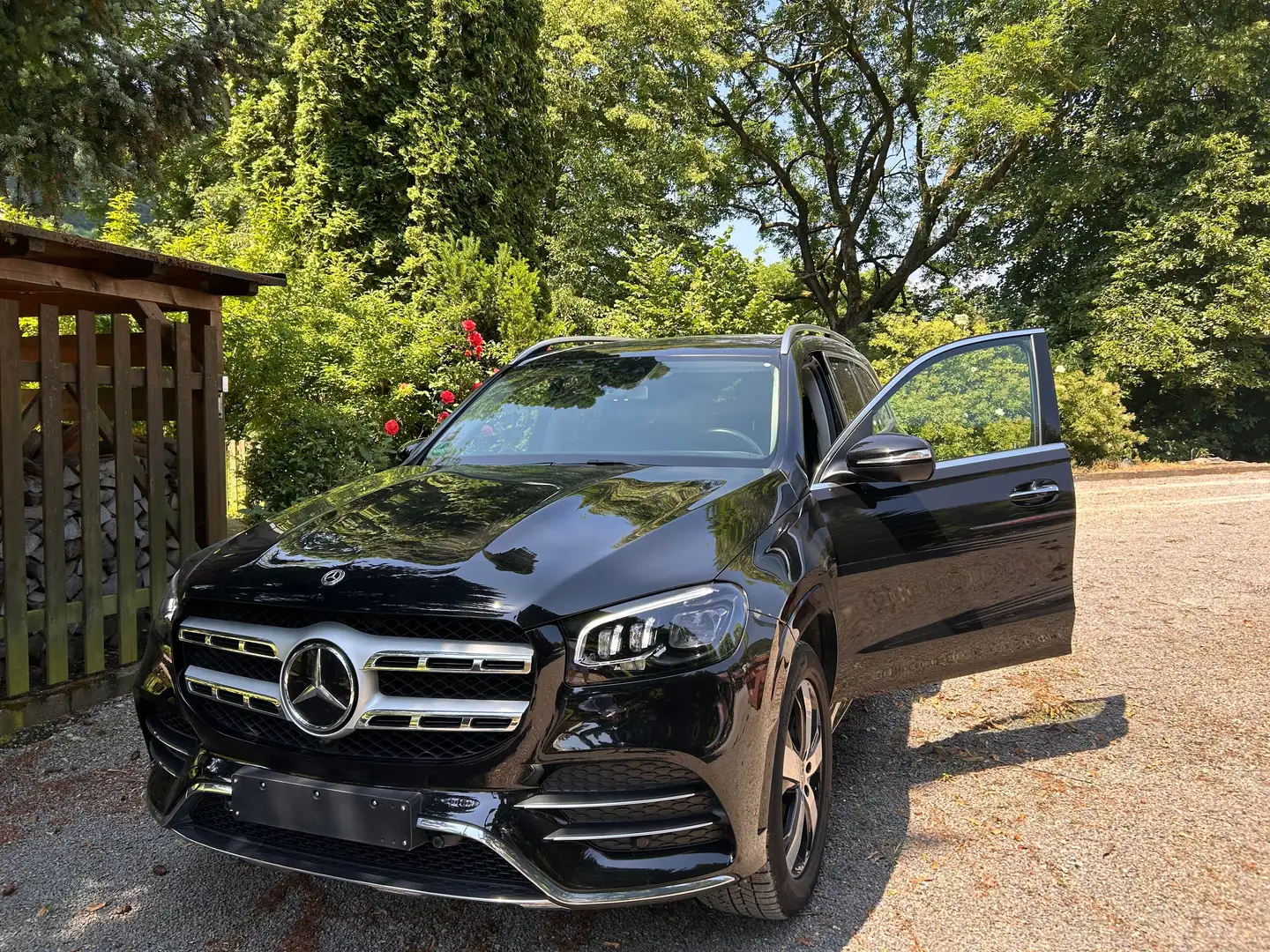 Mercedes-Benz GLS 350 GLS 350 d 4Matic AMG Line Schwarz - 1