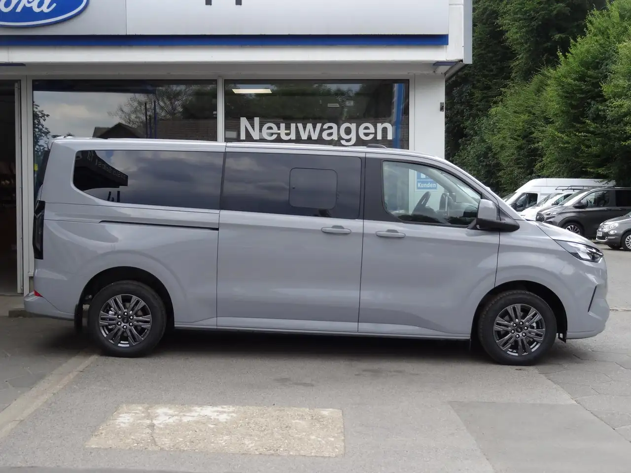 Ford Tourneo Custom 2026
