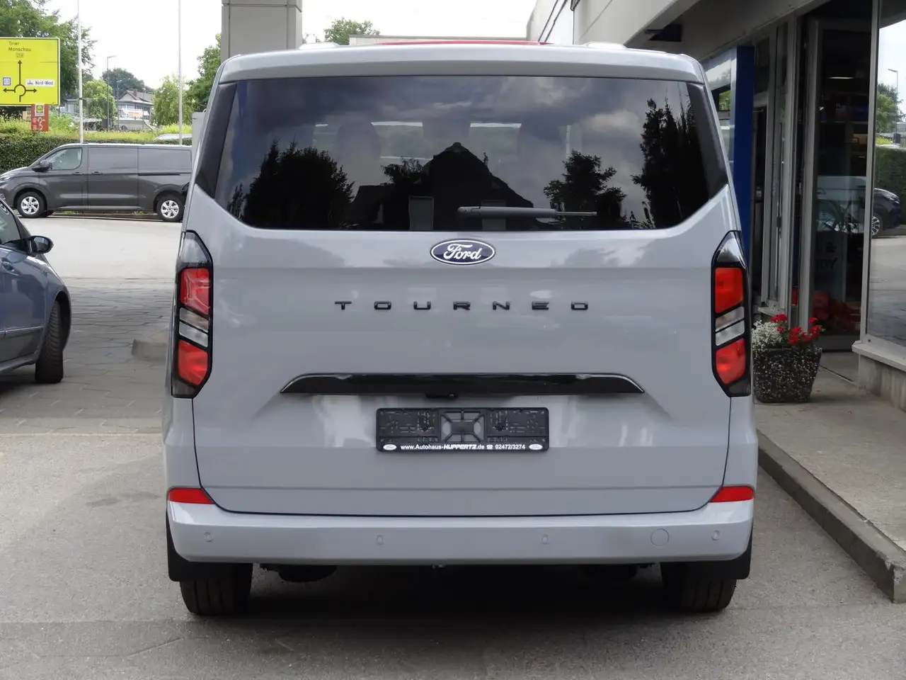 Ford Tourneo Custom 2026 — фото 9