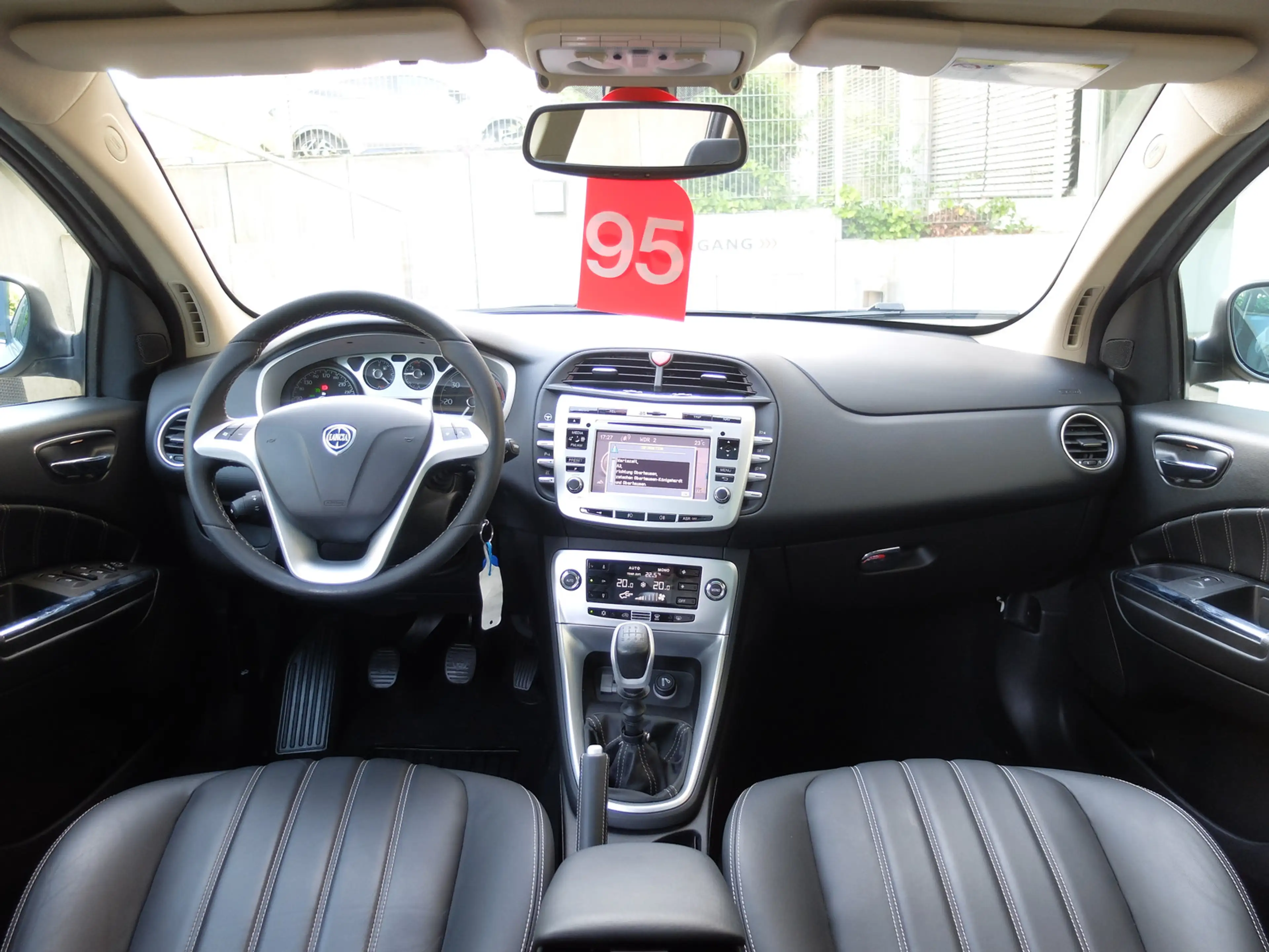 Lancia Delta 1.6 Diesel Platino Leder Panrama nur 68 Tkm — photo 14