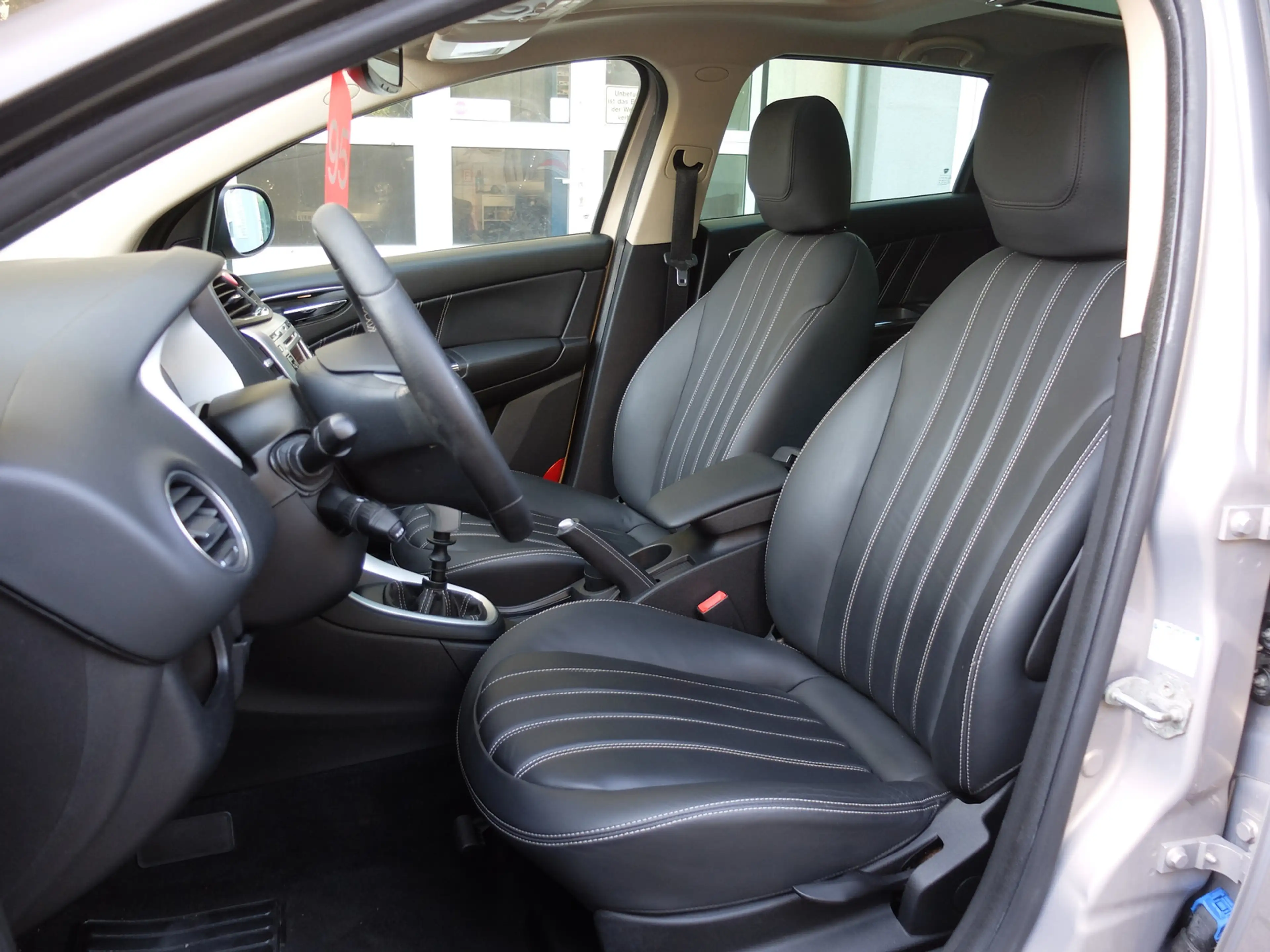 Lancia Delta 1.6 Diesel Platino Leder Panrama nur 68 Tkm — photo 11