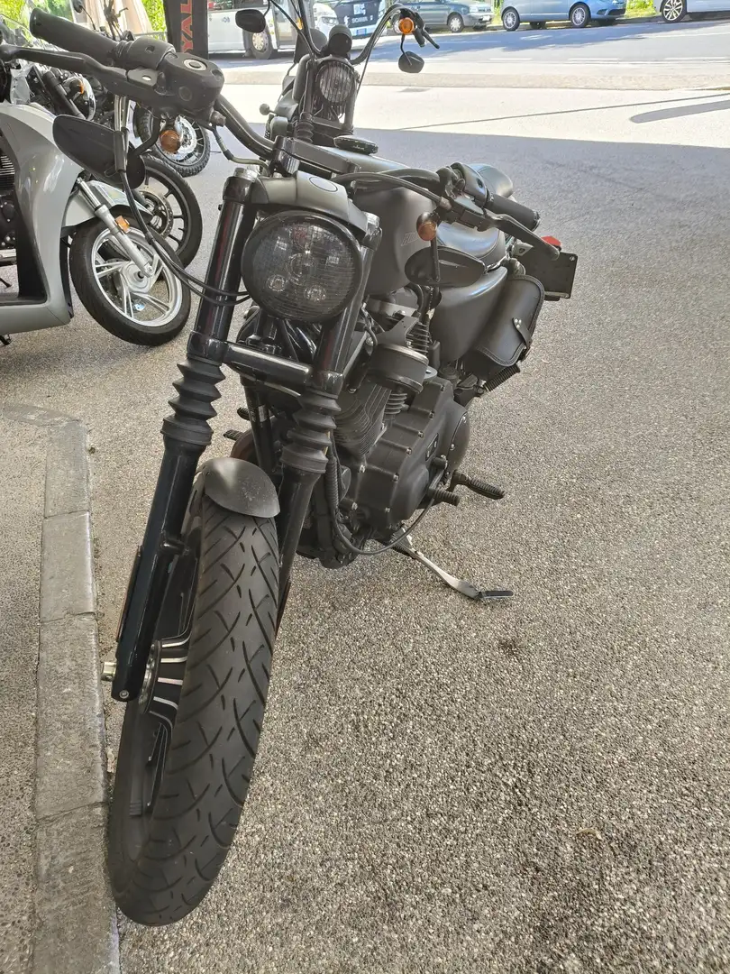 Harley-Davidson Sportster XL 883 Iron Zwart - 1