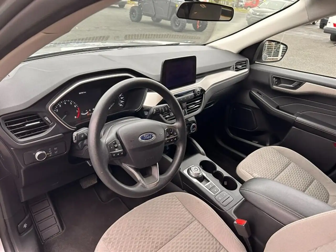 Ford Escape снимка Ford Escape