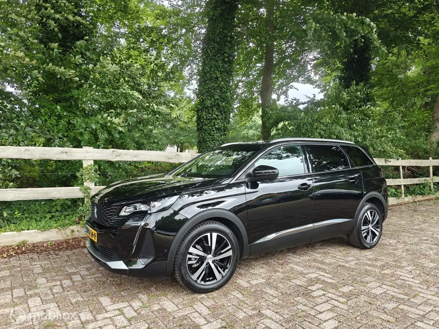 Peugeot 5008 1.2 131PK GT|7pers.|Adapt.cruise|Trekhaak|Stoelver Zwart - 2