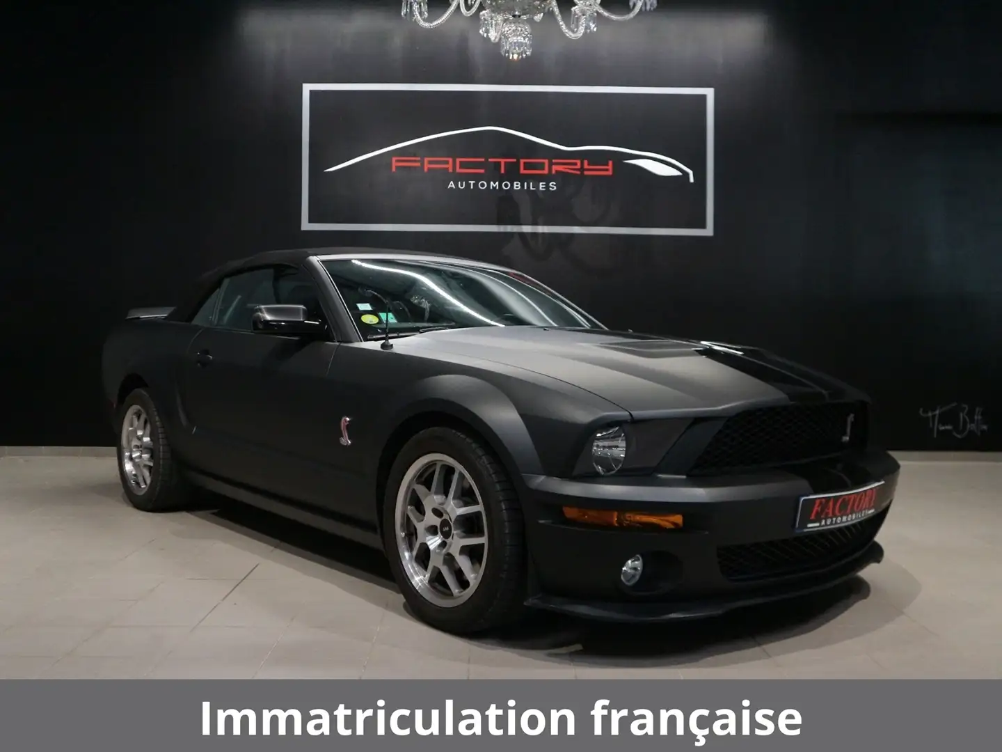 Ford Mustang 5.4 V8 GT 500 Schwarz - 1