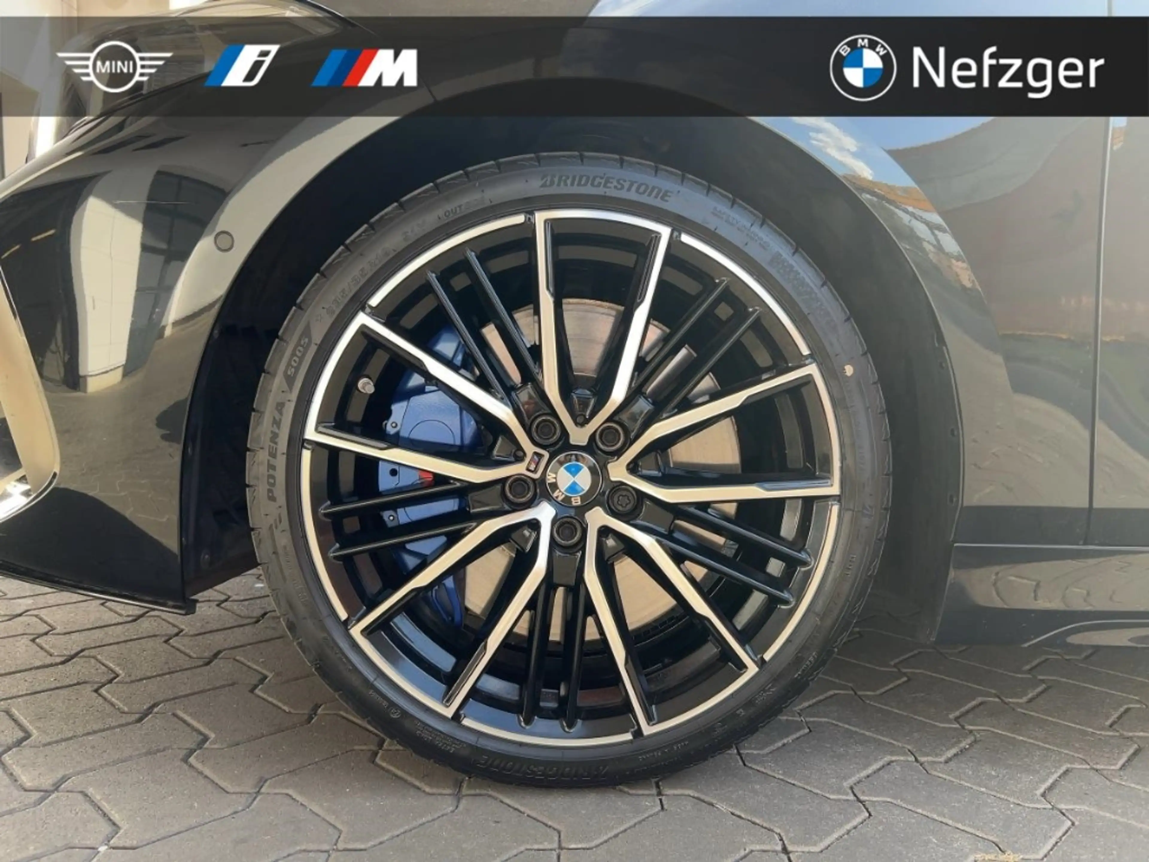 BMW 135 i xDrive LED H&K HUD Panoramadach Komfort — photo 13