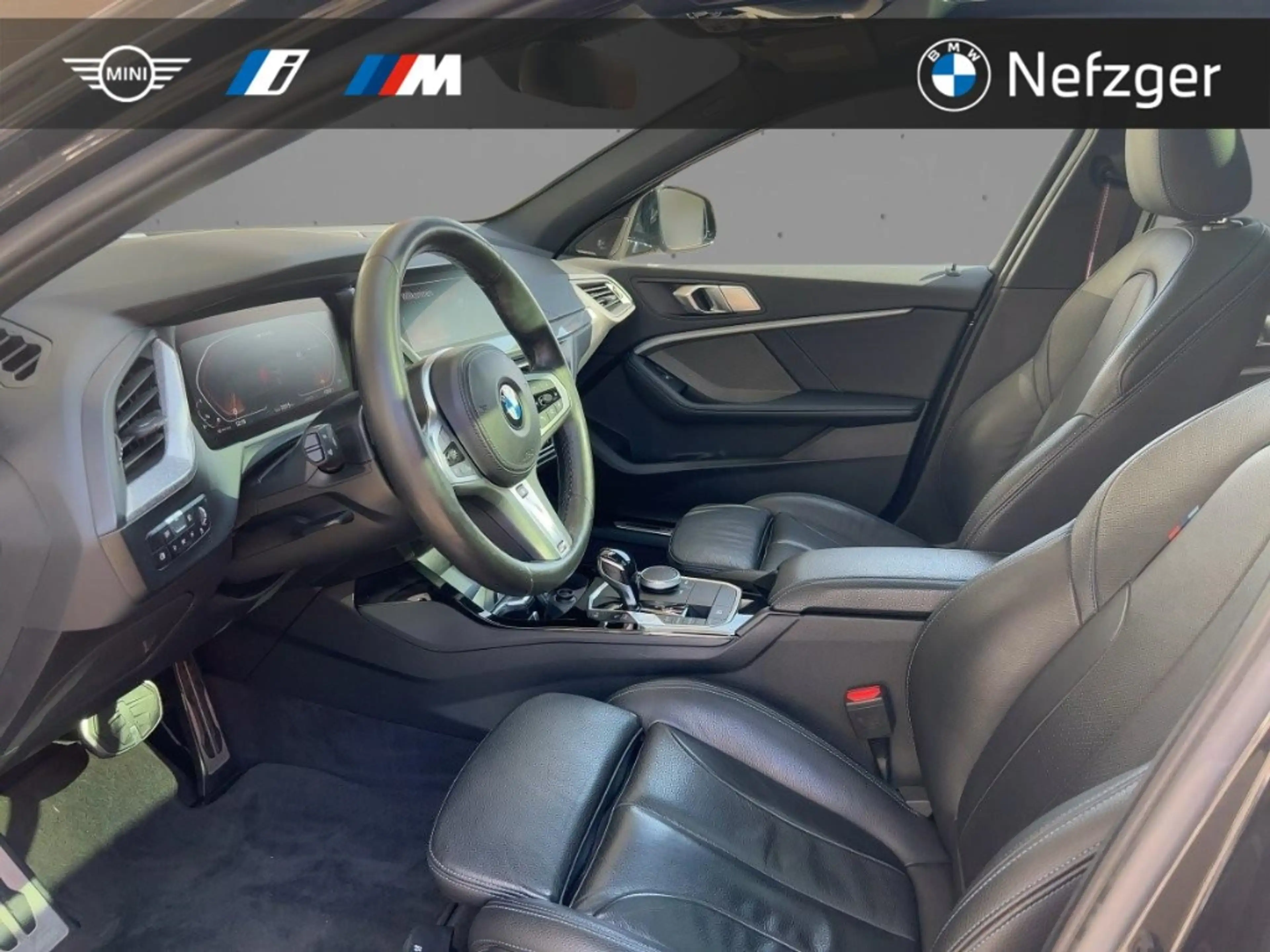 BMW 135 i xDrive LED H&K HUD Panoramadach Komfort — photo 8