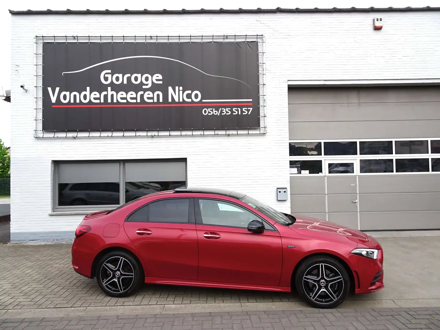 Mercedes-Benz A 250 e PHEV AMG,PANODAK,VIRTUAL,CARPLAY,CAMERA,BURMESTE Rouge - 1