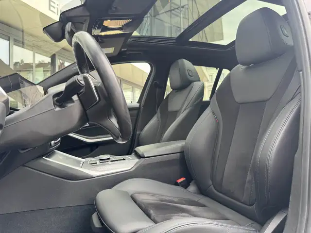BMW 3 Series view 7