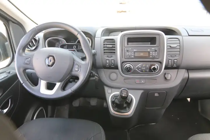 Renault Trafic 2020, foto 13