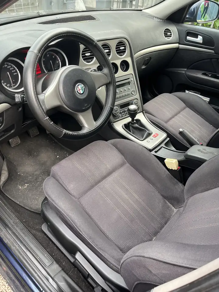 Alfa Romeo 159