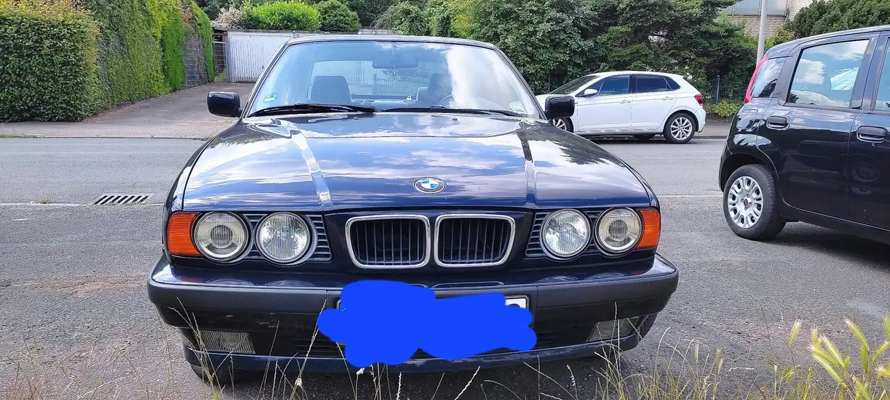 BMW 520i 24V Executive, foto 1