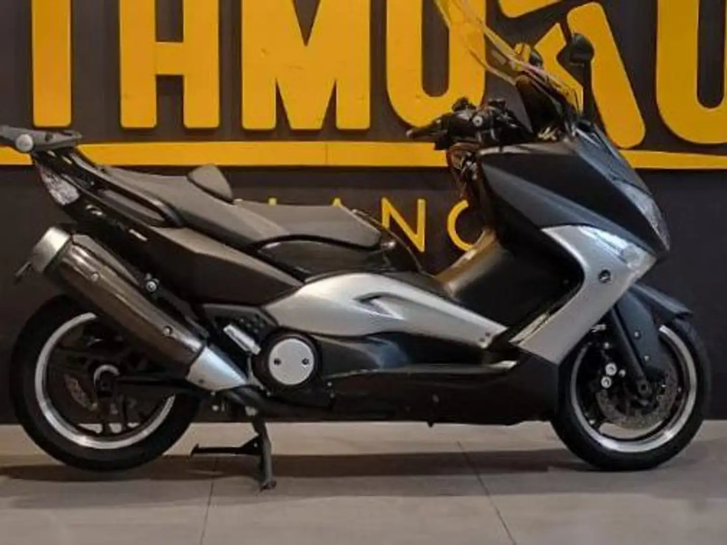 Yamaha TMAX 500 Černá - 1