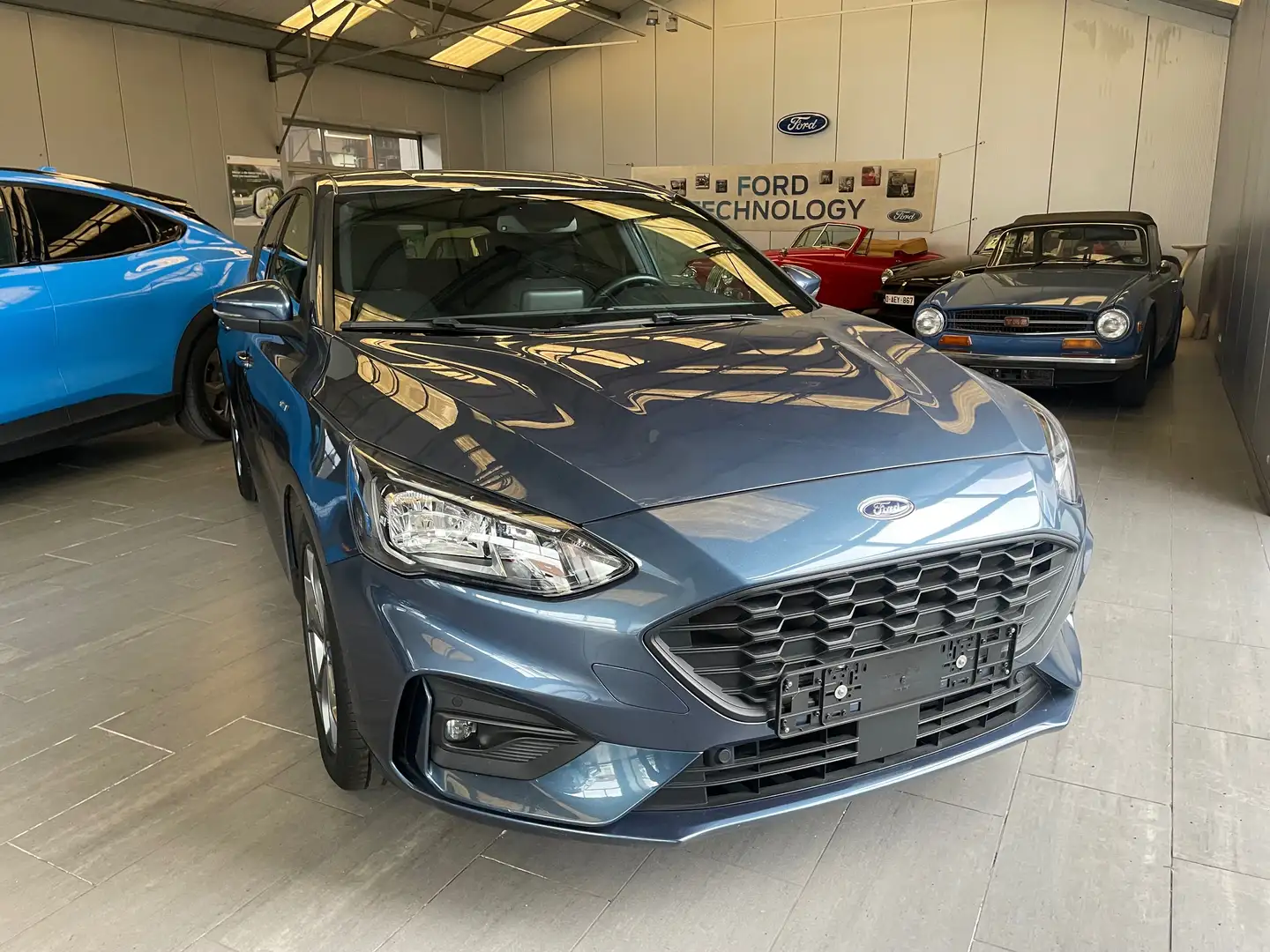Ford Focus Focus 1.0 EcoBoost Start-Stopp-System Aut. ST-LINE Bleu - 1