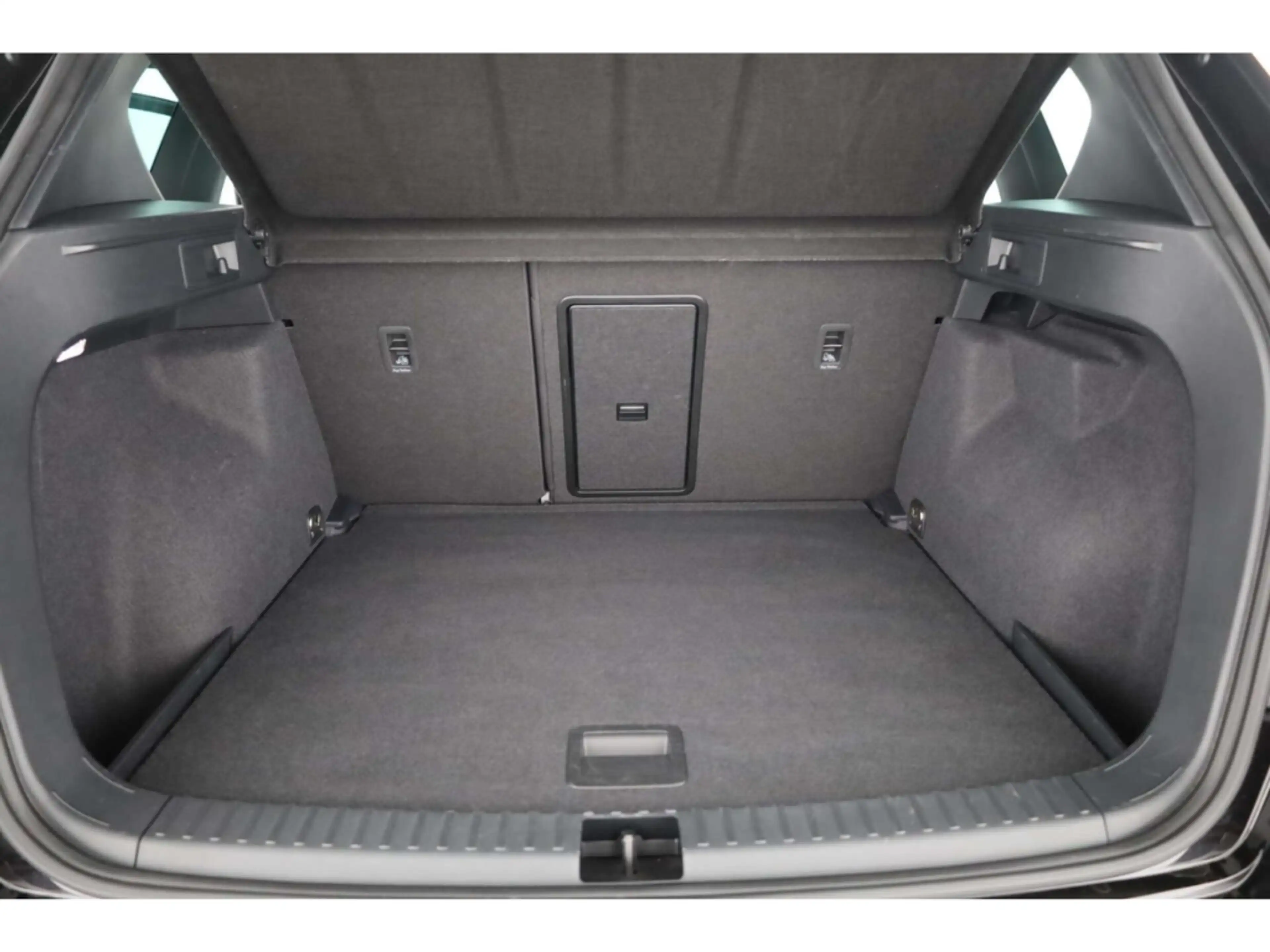 SEAT Ateca 1.5 TSI Xperience — photo 12