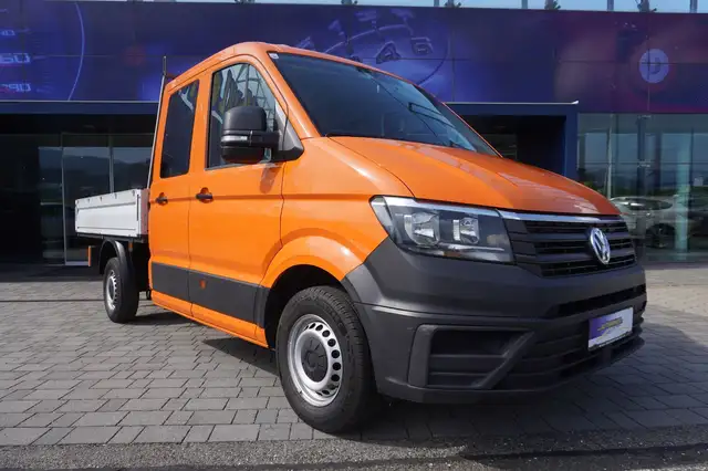 Volkswagen Crafter view 3