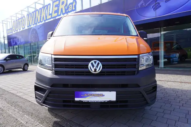 Volkswagen Crafter view 2