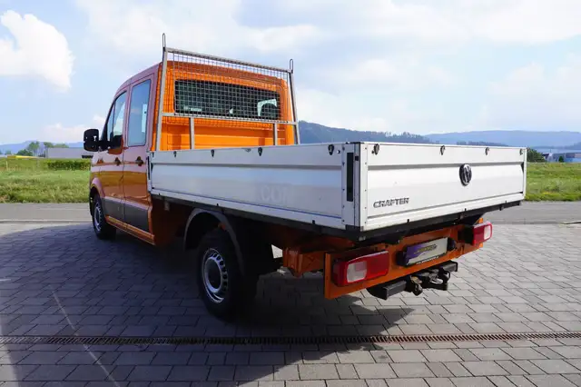 Volkswagen Crafter view 4