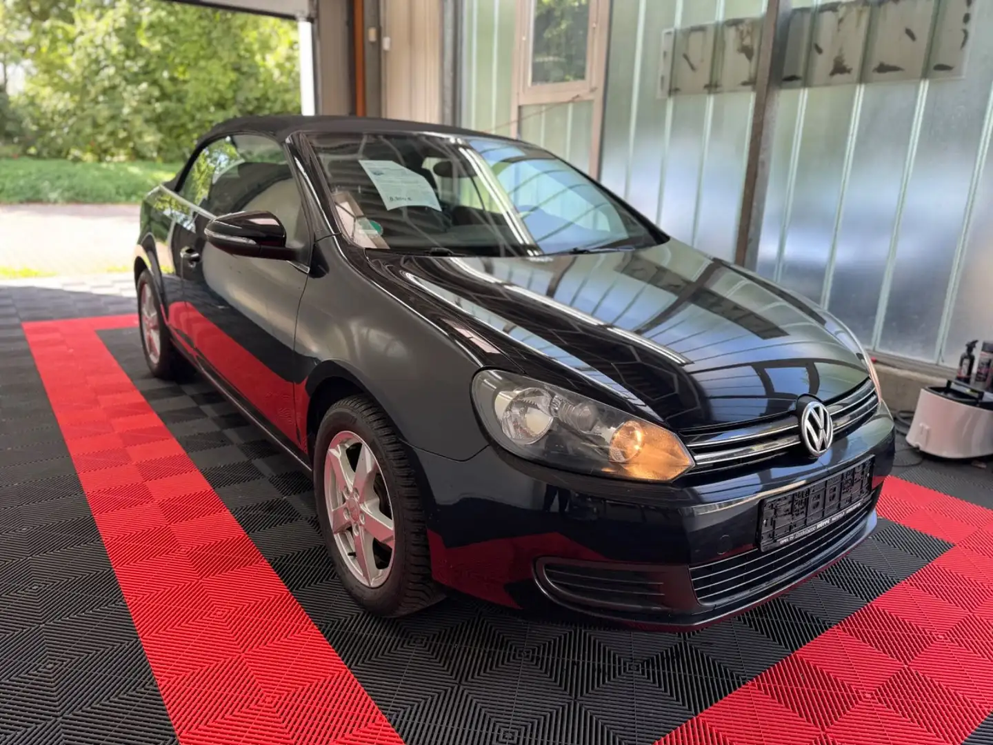 Volkswagen Golf VI Cabriolet Basis Negro - 2
