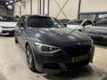BMW 135 1-serie M135i xDrive High Executive Gris - thumbnail 2