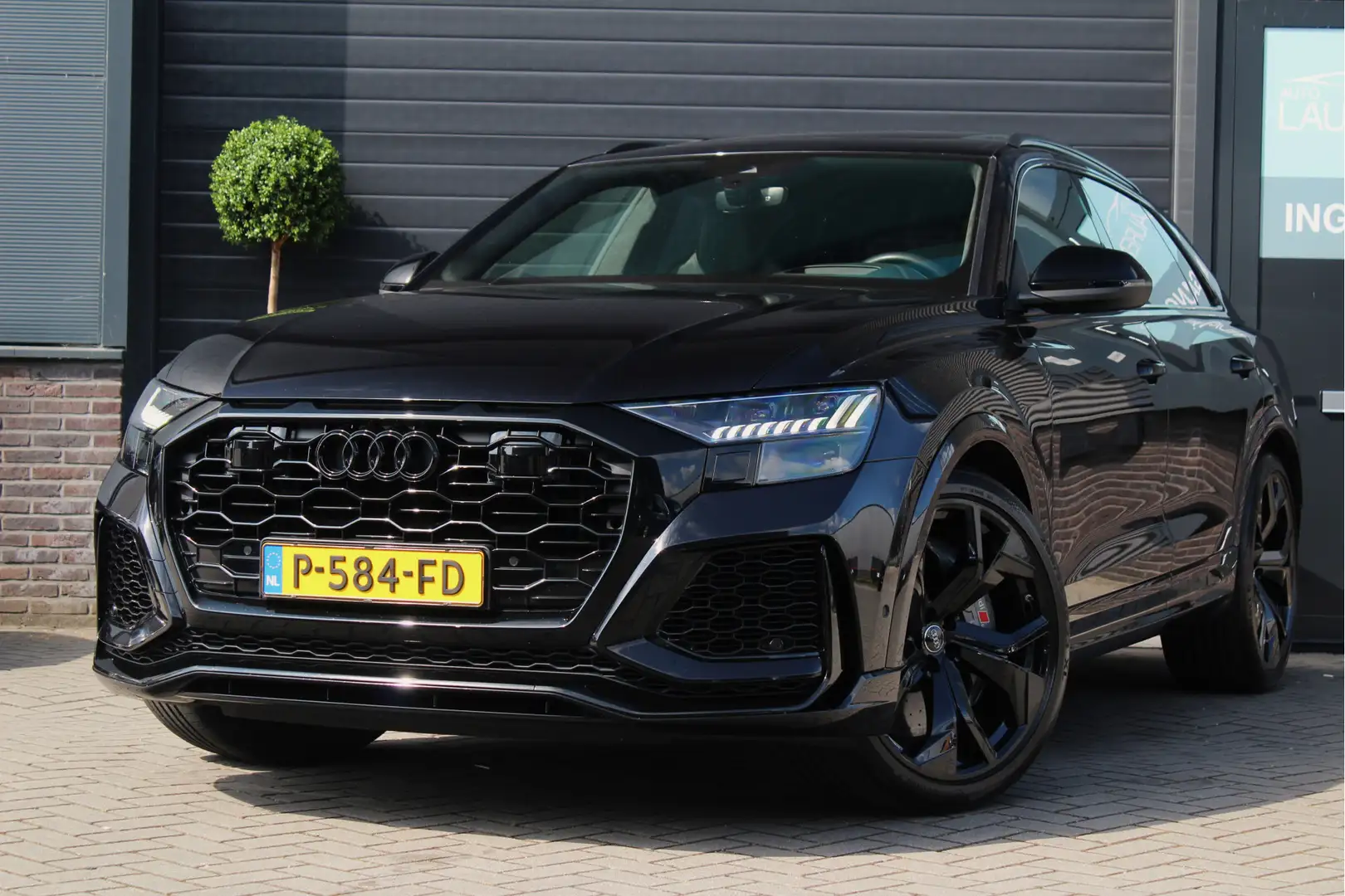 Audi RS Q8 RSQ8 4.0 TFSI Quattro | B&O | Keramisch | Pano | Zwart - 1