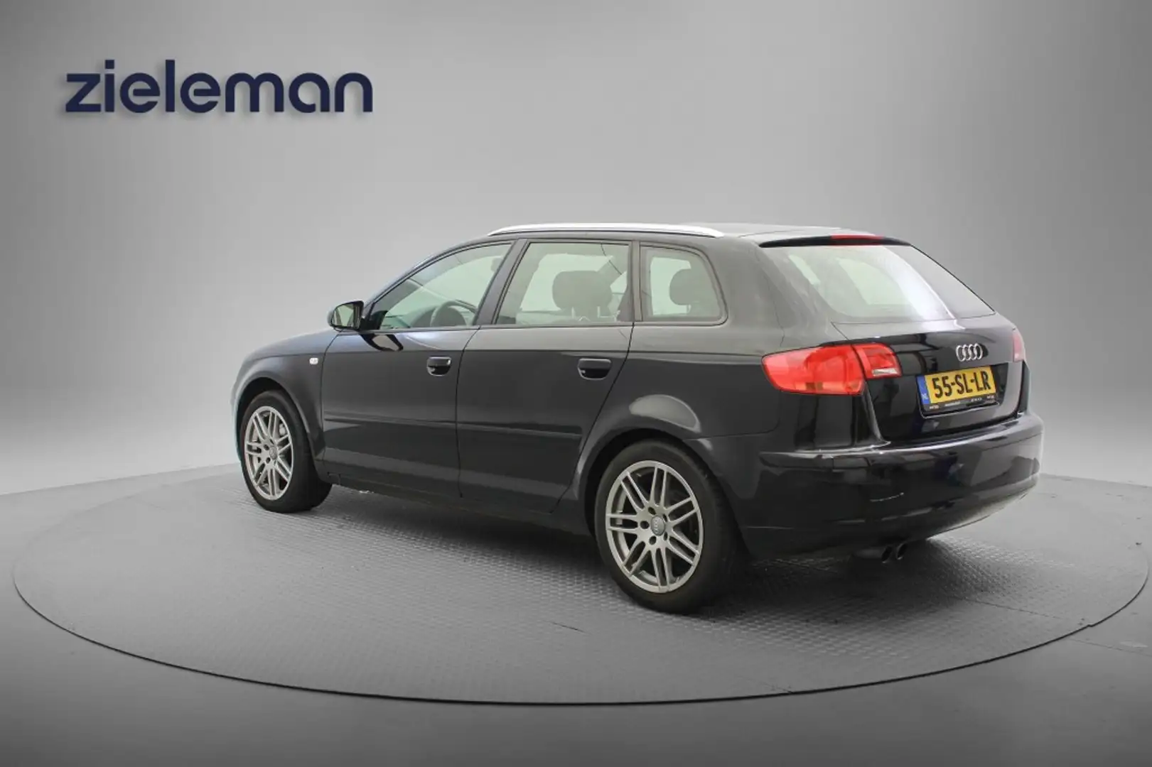 Audi A3 2.0 FSI Ambition - Navi, Cruise, Clima Schwarz - 2