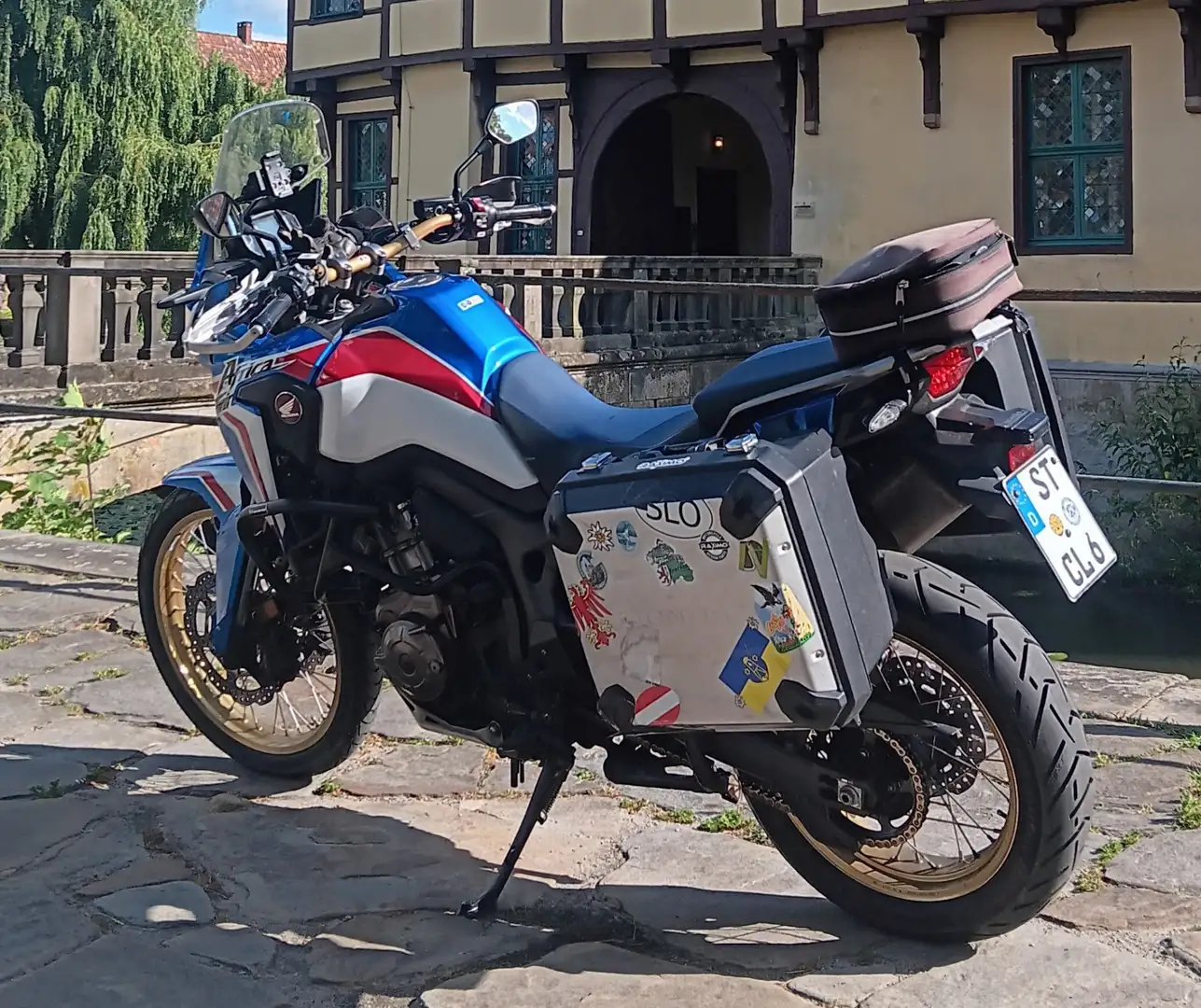Honda CRF 1000 Mit DCT Bleu - 1