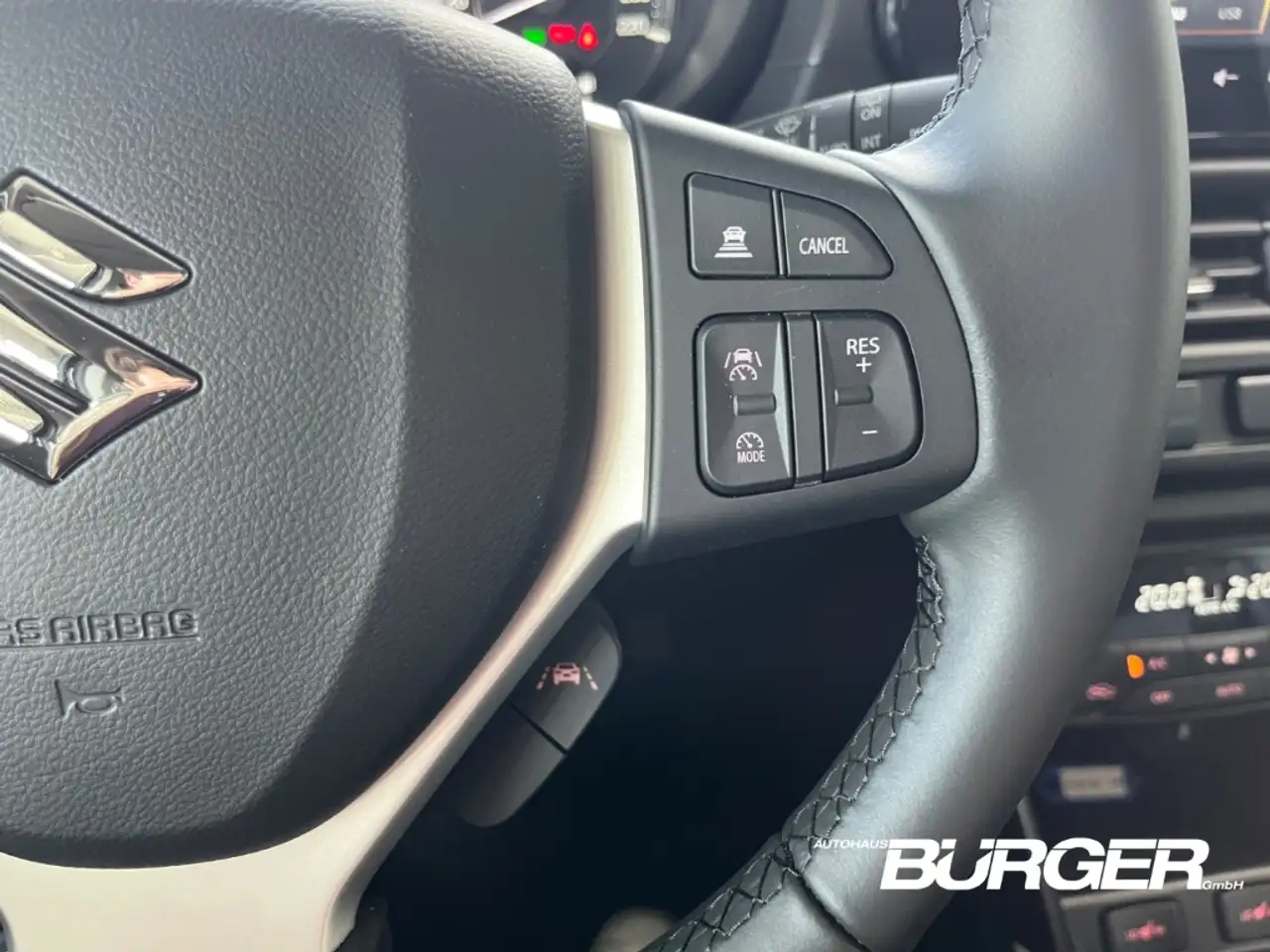 Suzuki SX4 S-Cross Facelift Comfort 1.4 Navi LED ACC Kamera SitzHZG A 19