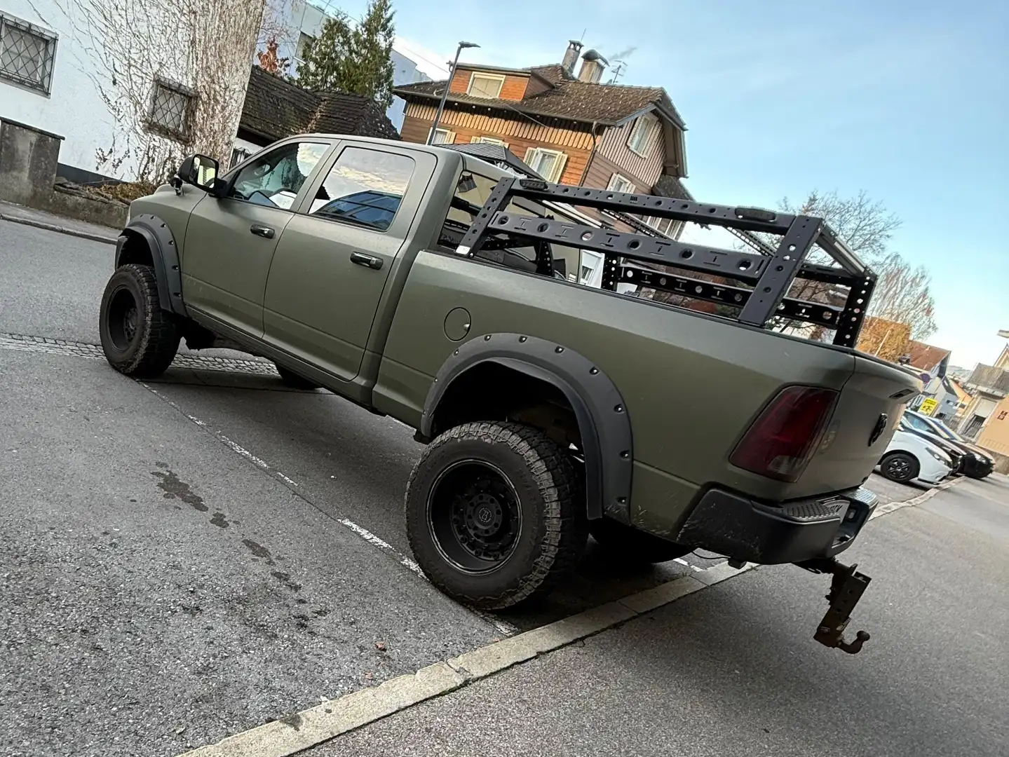 Dodge RAM 2500 SLT HD Grün - 1