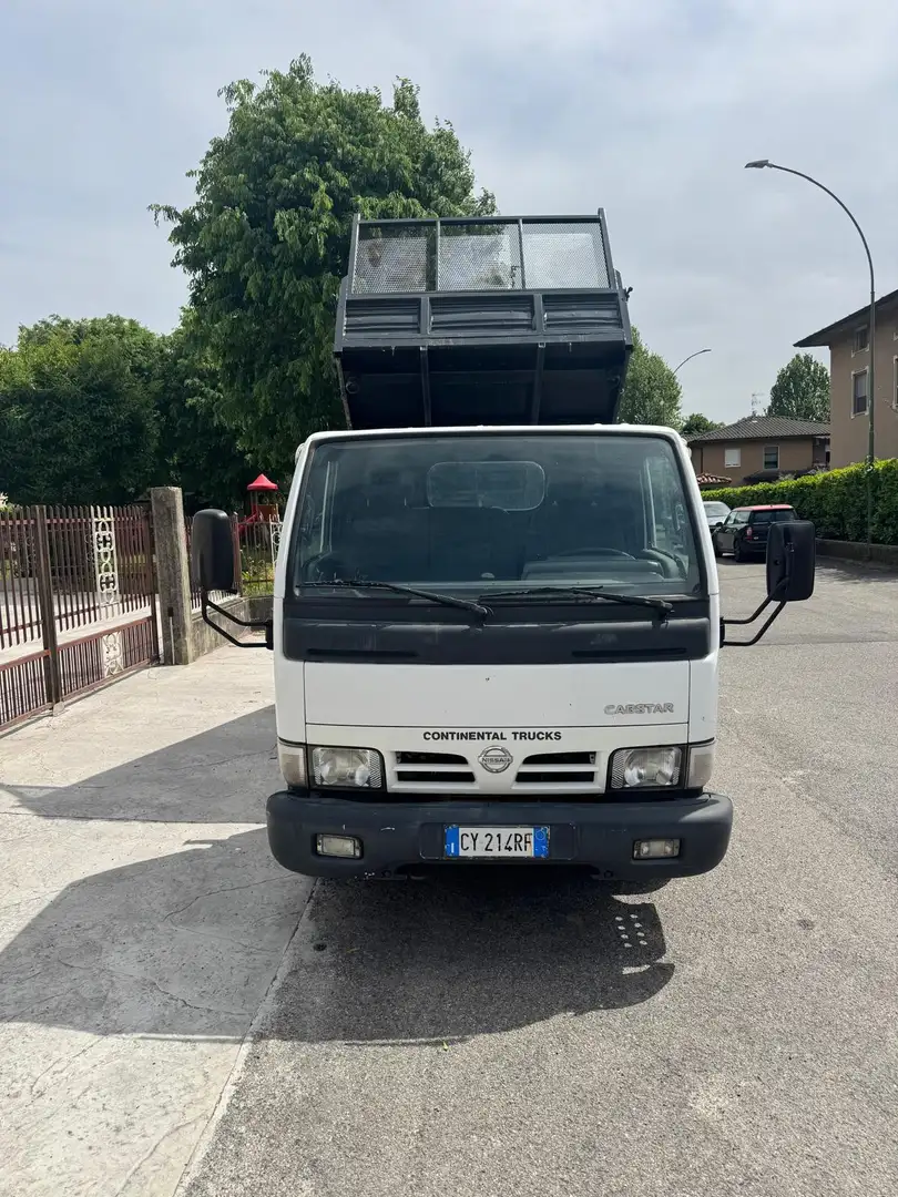 Nissan Cabstar - 2