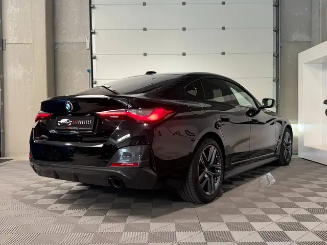 BMW M view 8