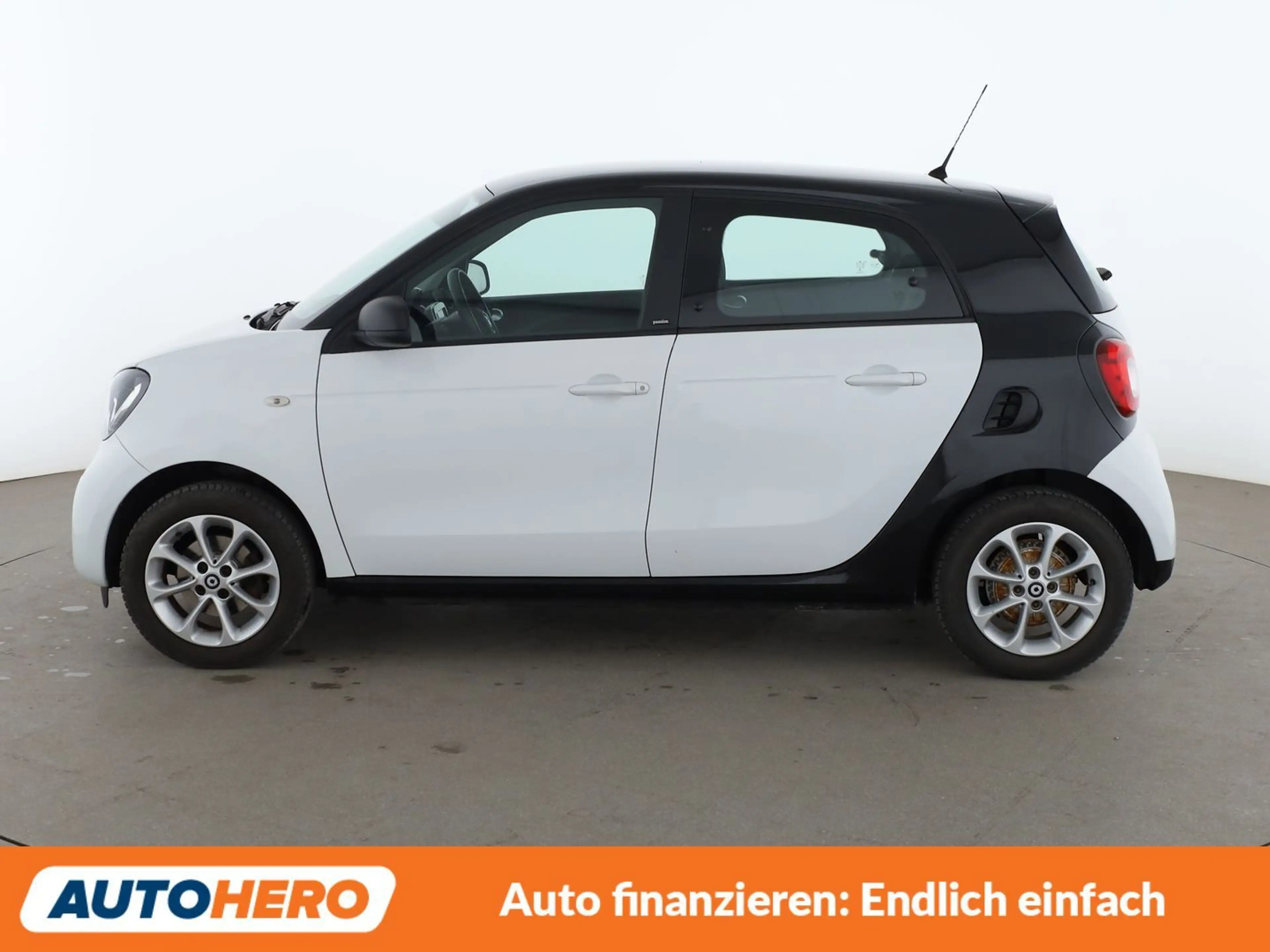 smart forFour 1.0 Basis passion Aut.*NAVI*TEMPO*PDC*SHZ*KLIMA* — photo 3
