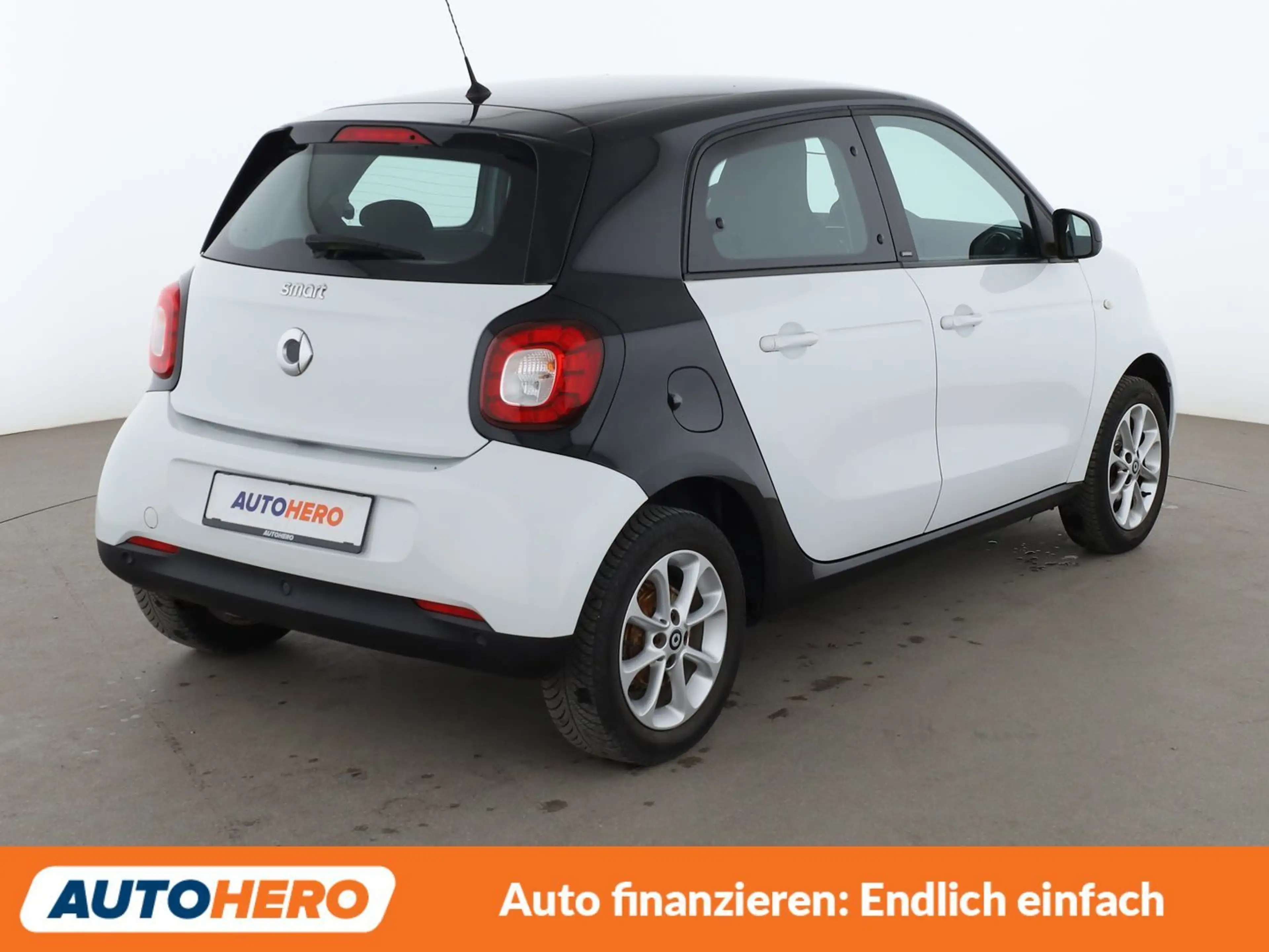 smart forFour 1.0 Basis passion Aut.*NAVI*TEMPO*PDC*SHZ*KLIMA* — photo 6