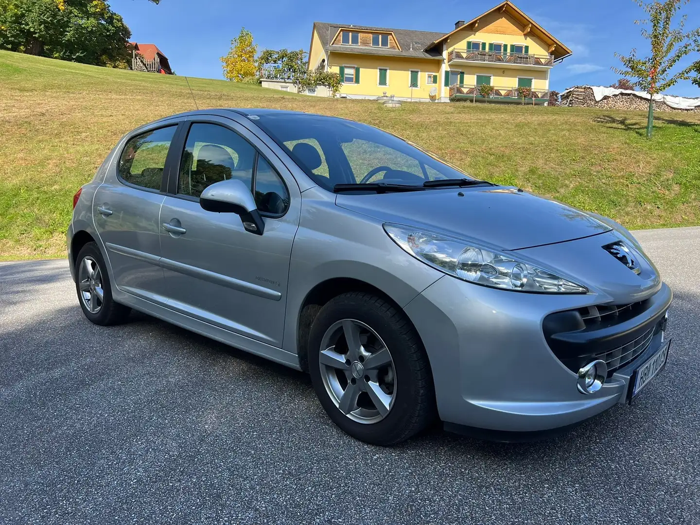 Peugeot 207 Ö3-Edition 1,4 - 2