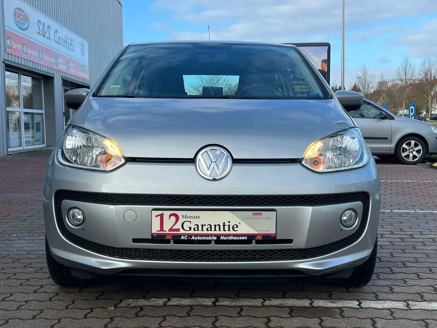 Volkswagen up! high up! BMT eco Plateado - 2