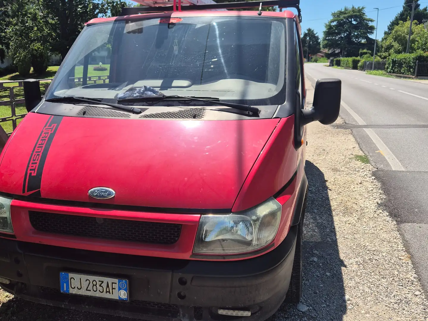 Ford Transit Rouge - 2